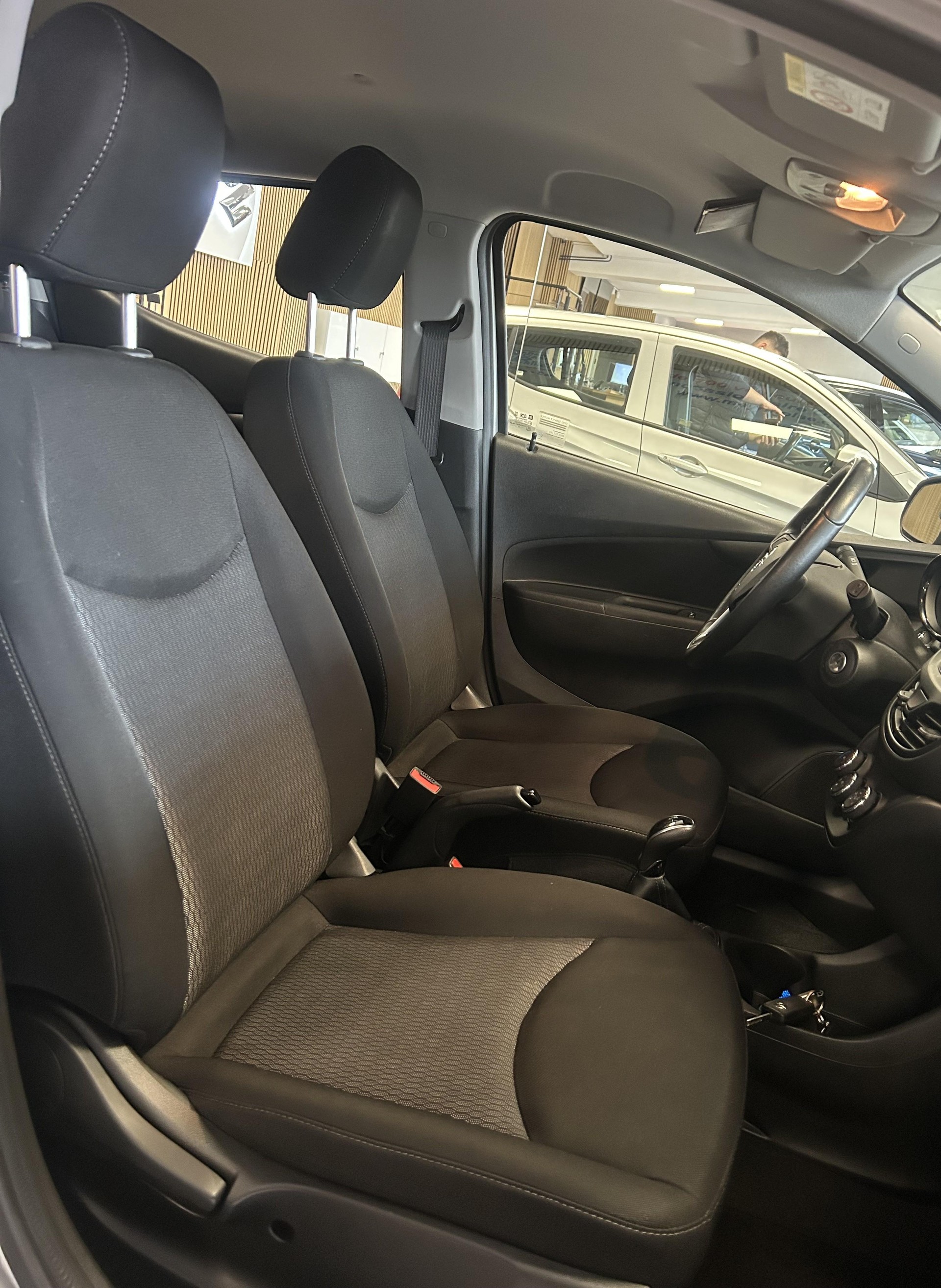 OPEL Karl 1.0 Excite-image-12
