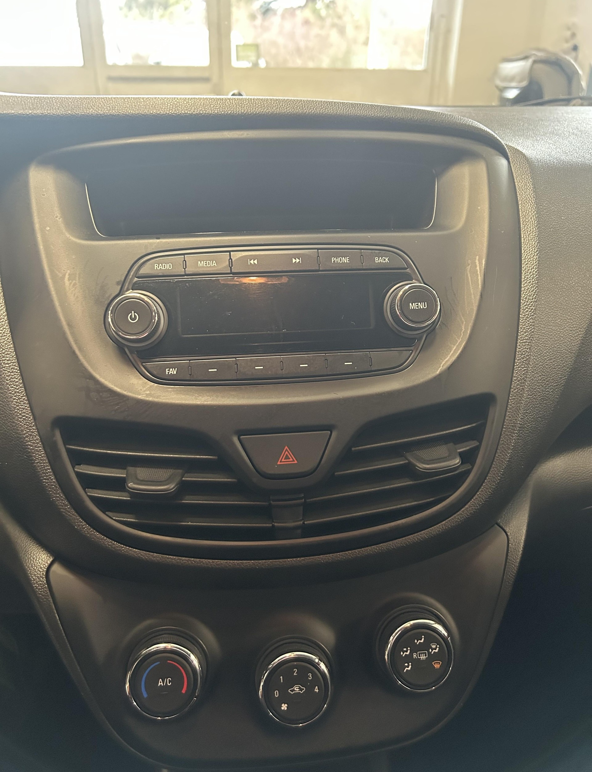 OPEL Karl 1.0 Excite-image-11
