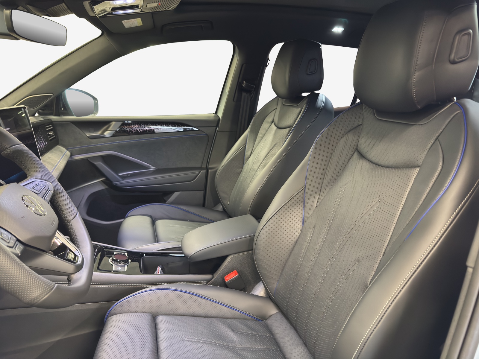 VW Tiguan 2.0 TSI DSG R-Line 4Motion-image-7