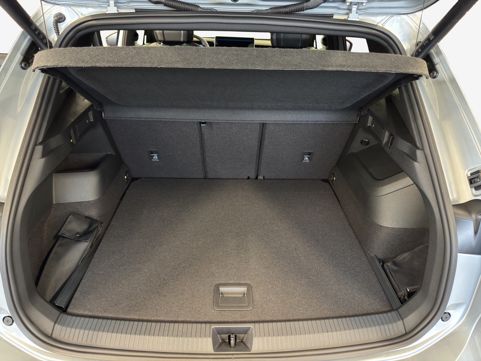 VW Tiguan 2.0 TSI DSG R-Line 4Motion-image-12