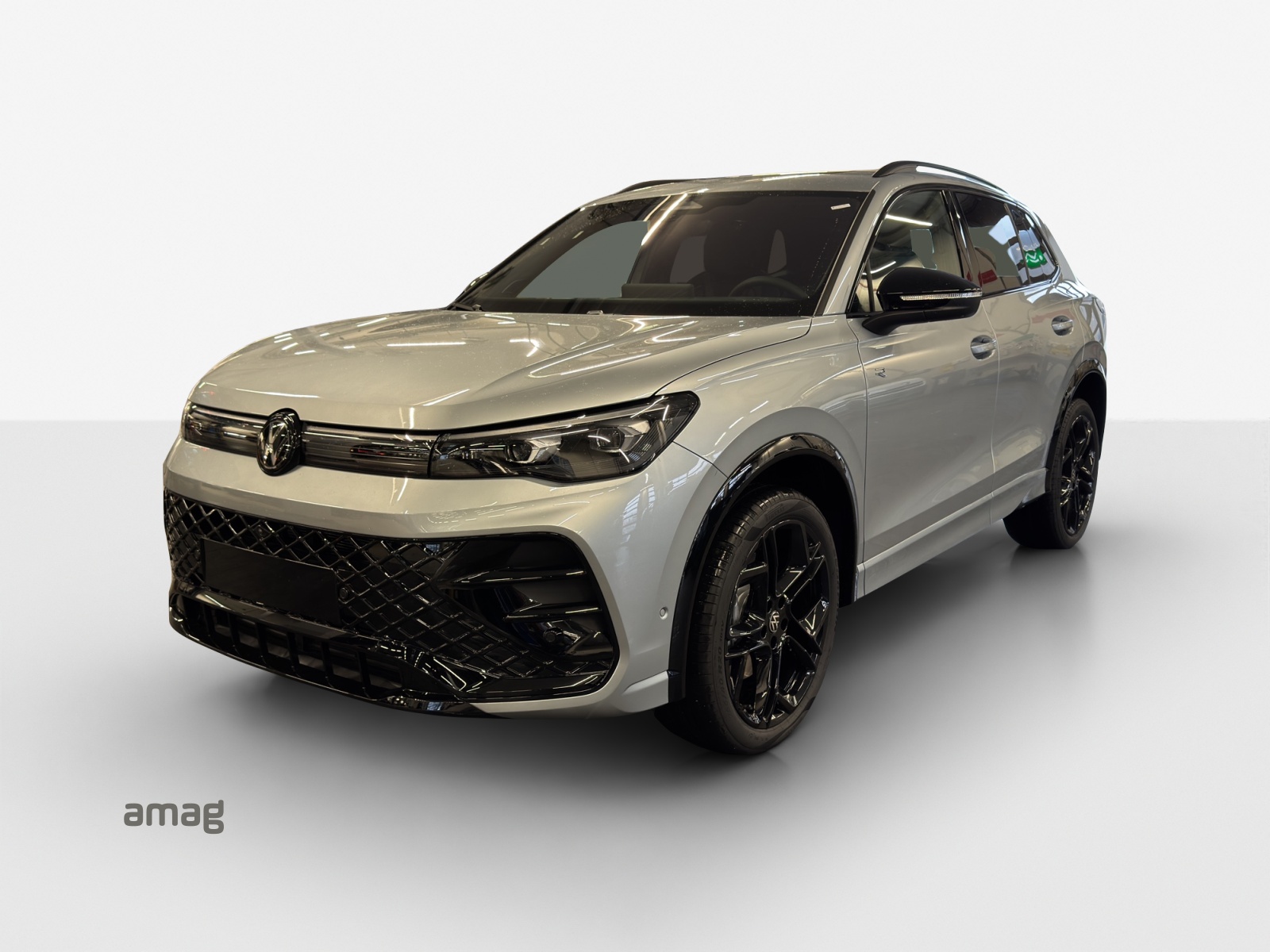 VW Tiguan 2.0 TSI DSG R-Line 4Motion-image-0