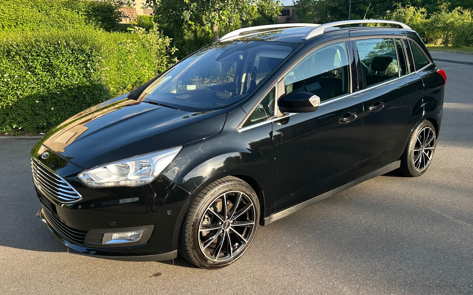 FORD GrC-Max 2.0 TDCi Titanium PowerShift Automat-image-0