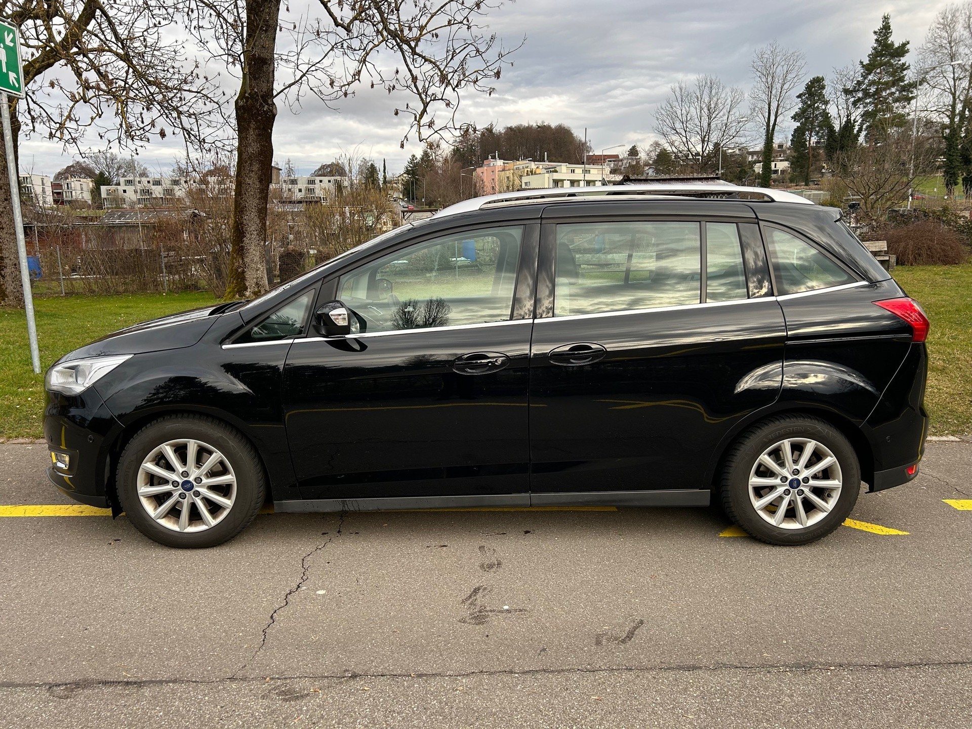 FORD GrC-Max 2.0 TDCi Titanium PowerShift Automat-image-2