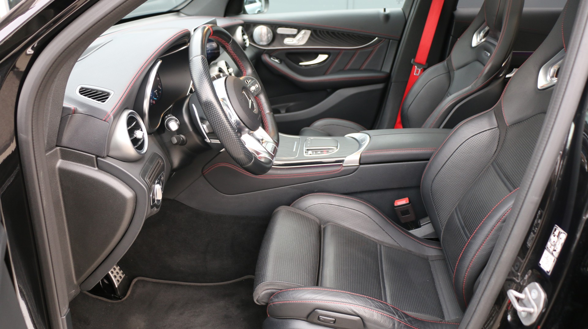 MERCEDES-BENZ GLC 43 AMG 4Matic-image-11