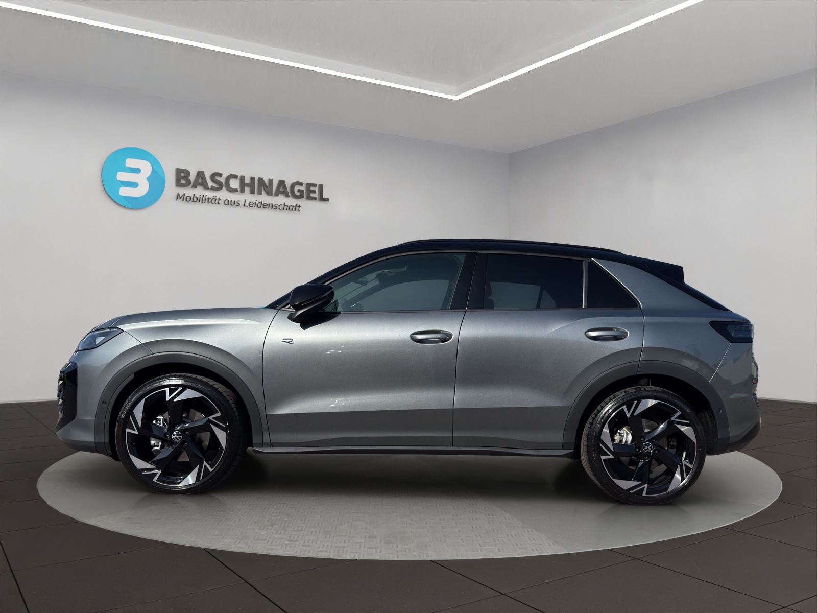 VW T-Roc 1.5 eTSI mHEV R-Line DSG-image-1