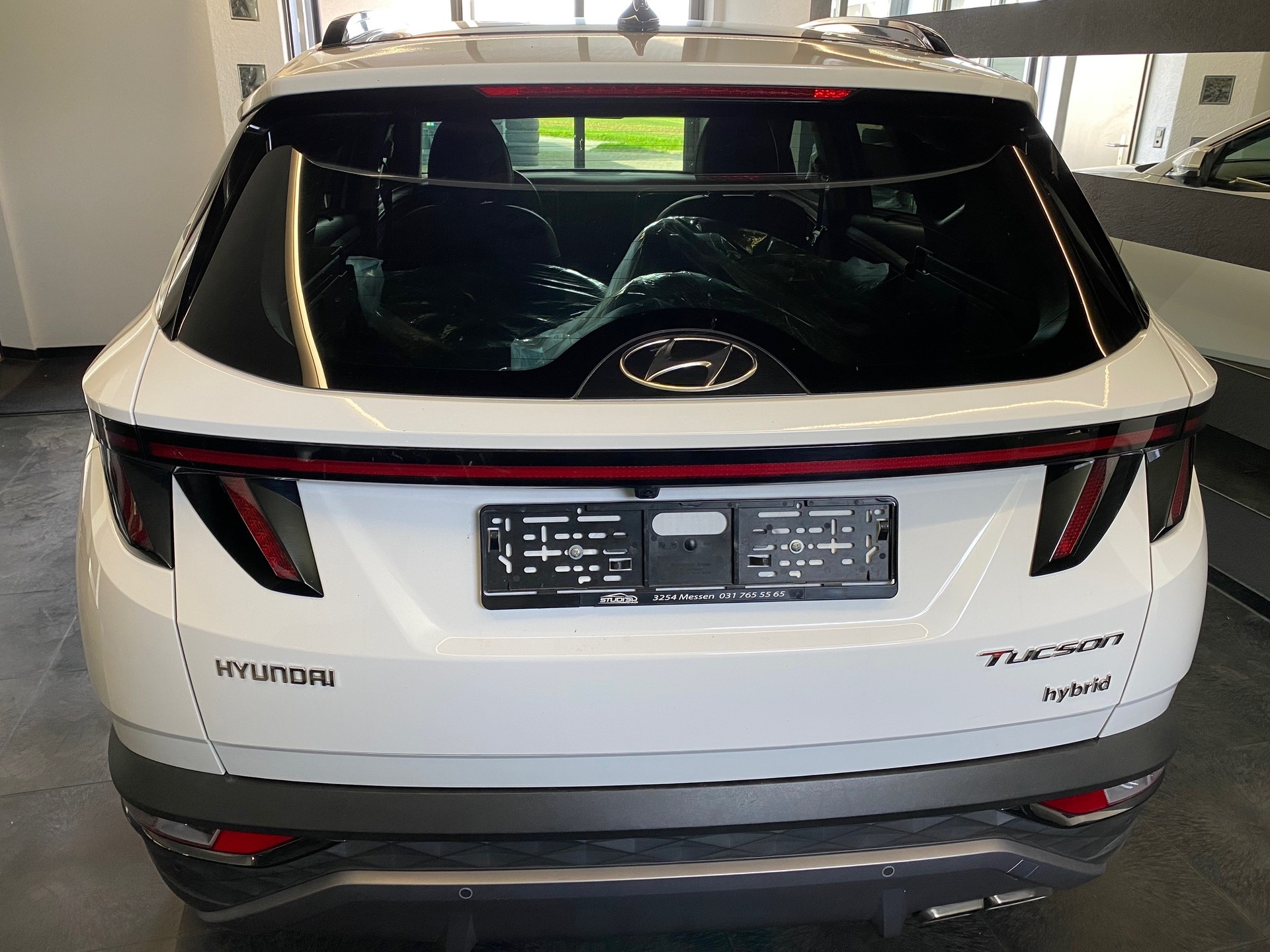 HYUNDAI Tucson 1.6 TGDI HEV Vertex 4WD Gepflegtes CH-Faherzeug mit 230PS-image-3