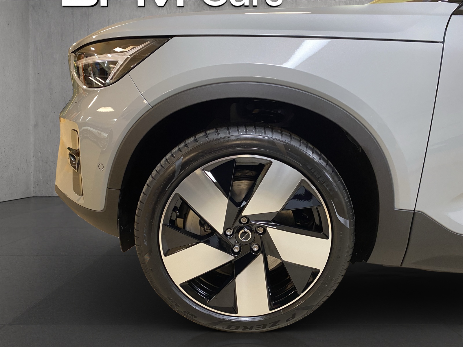 VOLVO EC40 82kWh Twin Motor AWD Ultra Xcentric Edition-image-6