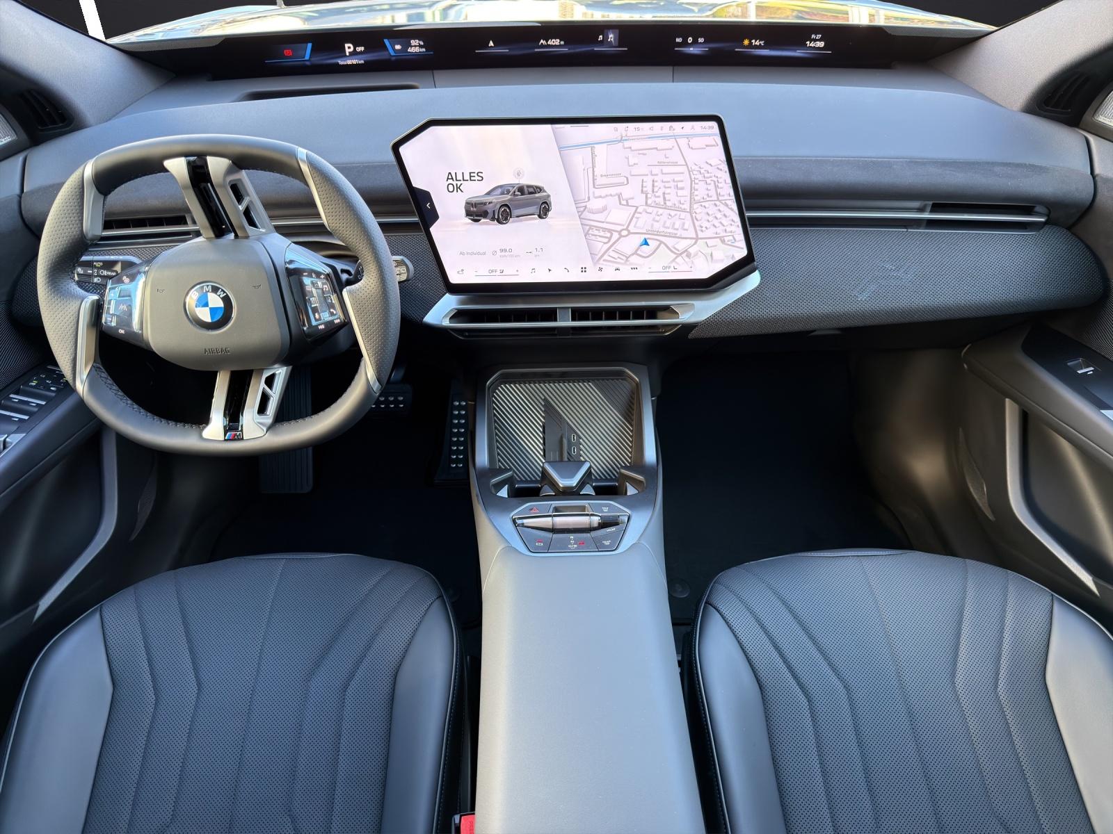 BMW iX3 50 xDrive-image-18