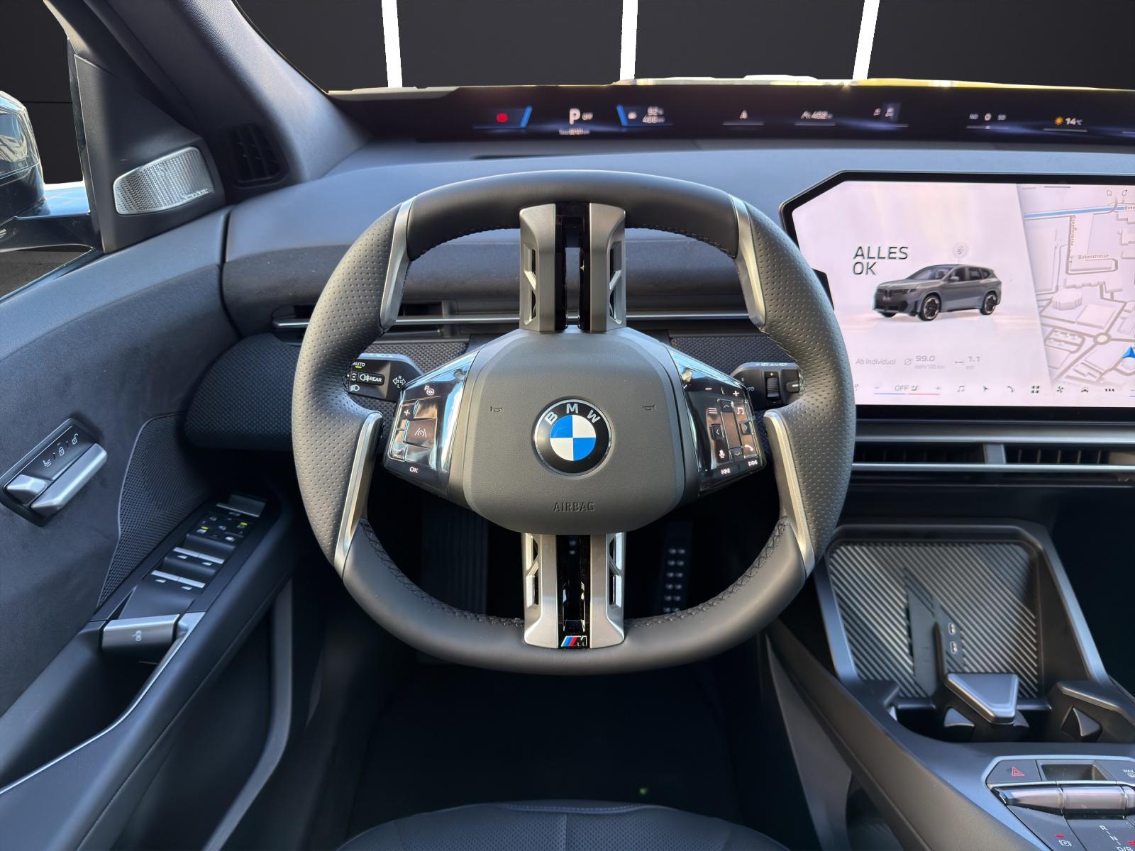 BMW iX3 50 xDrive-image-11