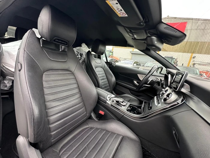 MERCEDES-BENZ C 250 Cabriolet AMG Line 9G-Tronic-image-8