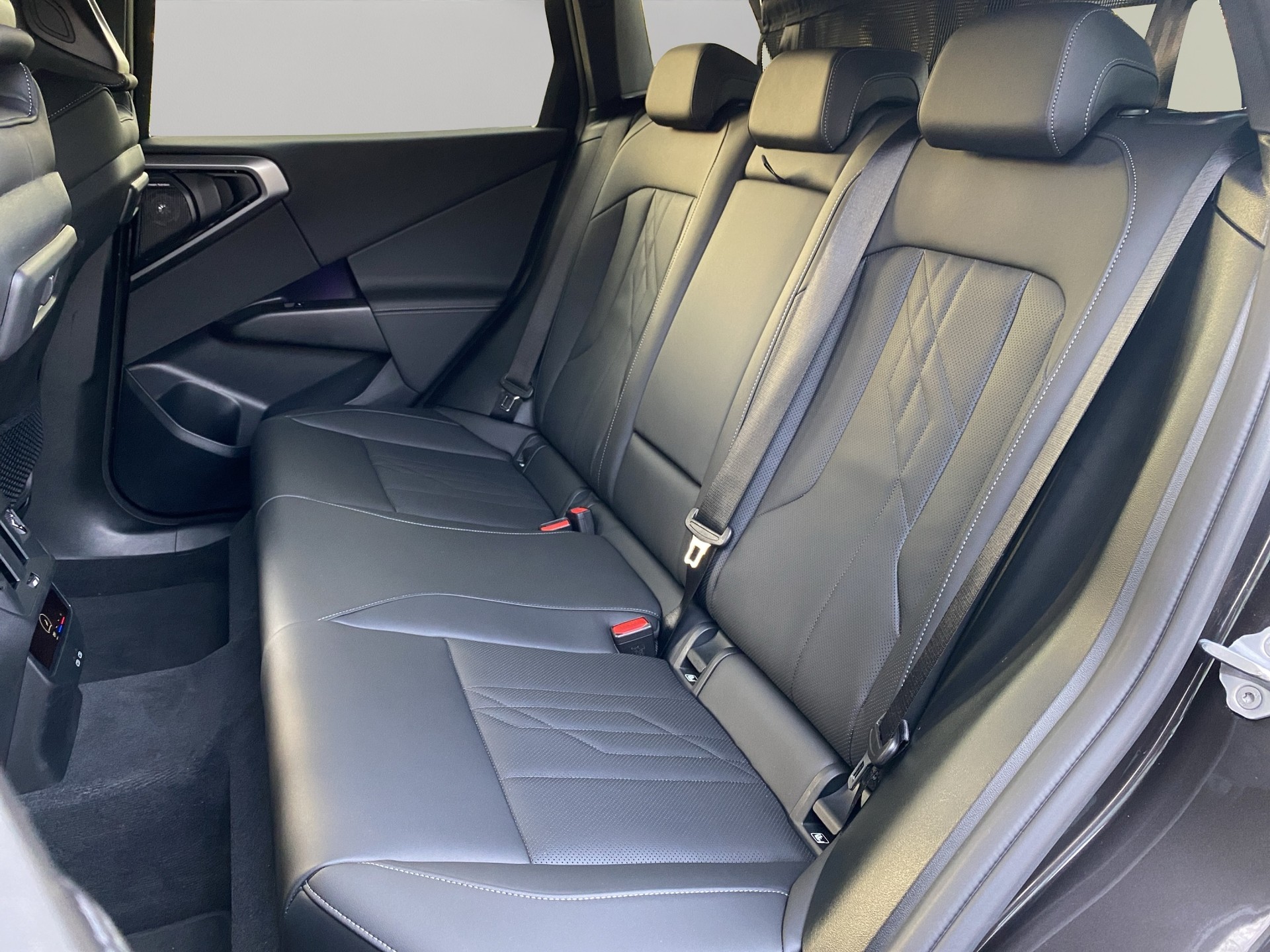 BMW X3 xDrive 30e M Sport-image-17