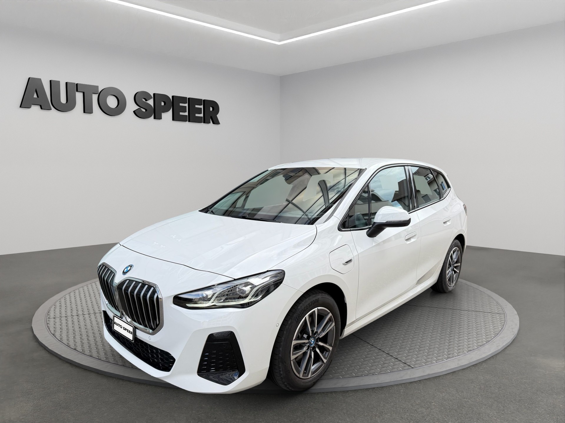 BMW 225e xDrive Active Tourer M Sport-image-0