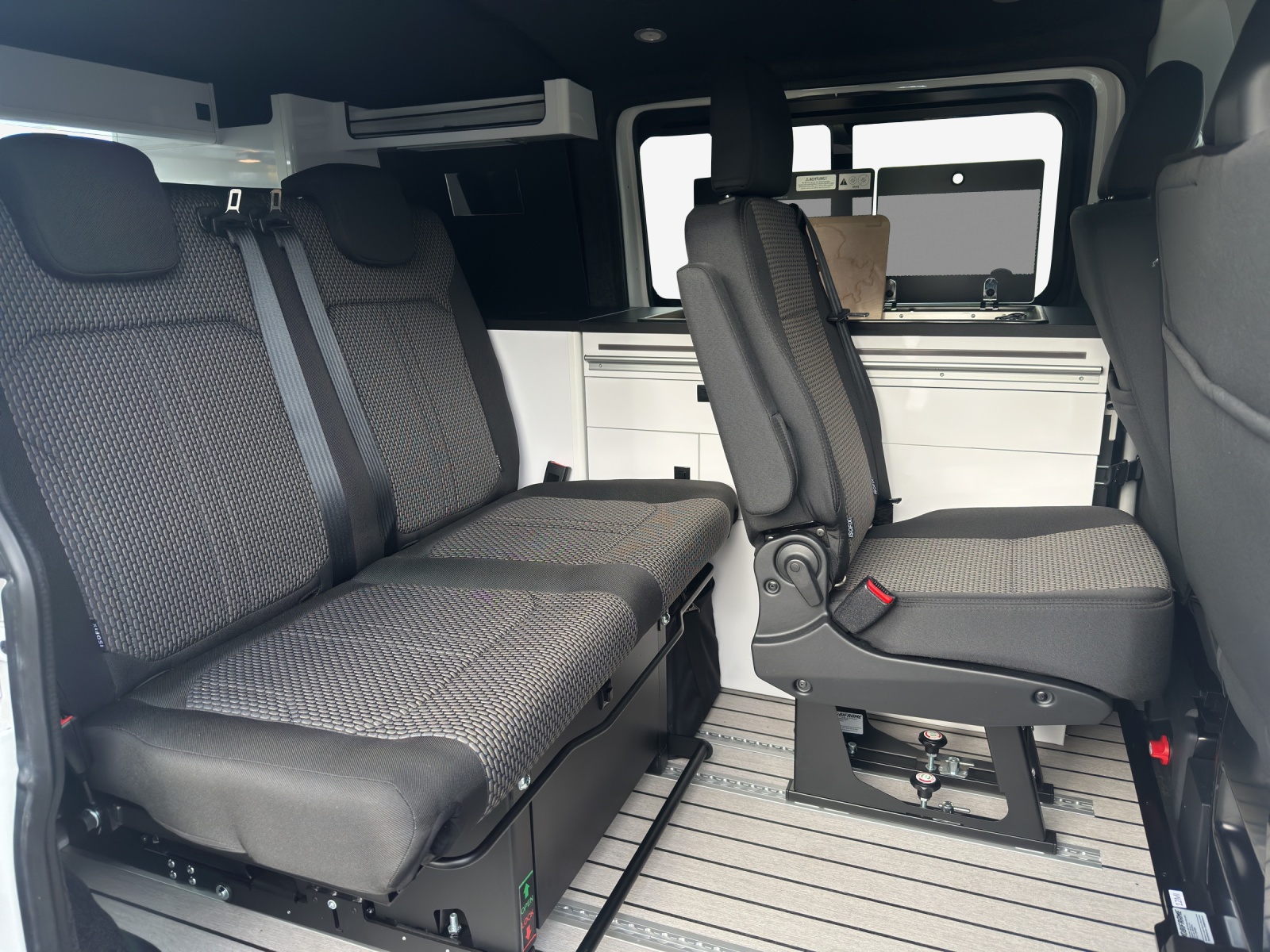 VW T6.1 2.0 TDI Envia Pure-image-11