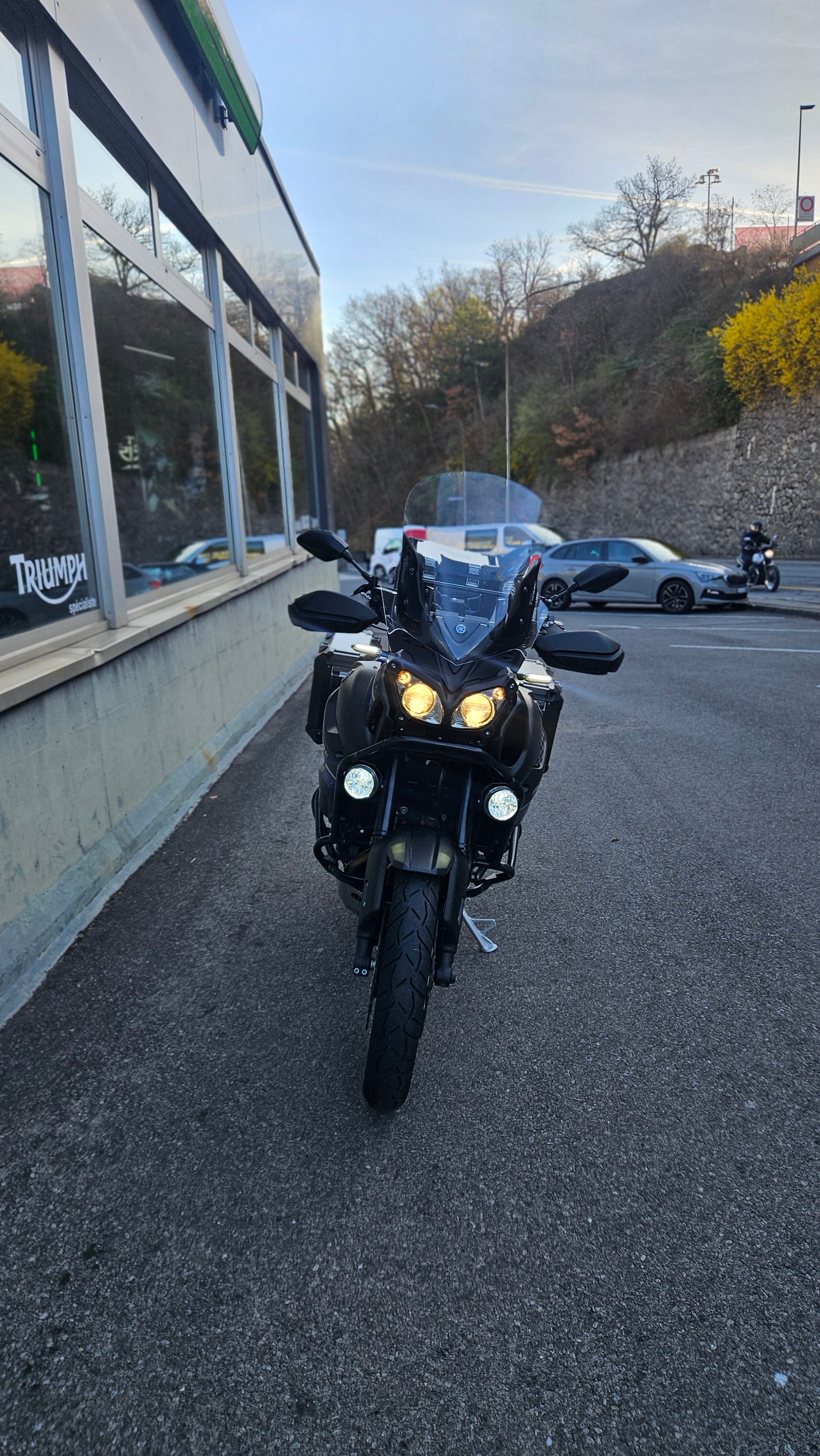 YAMAHA XT 1200 ZE Super Ténéré-showroom-element-2