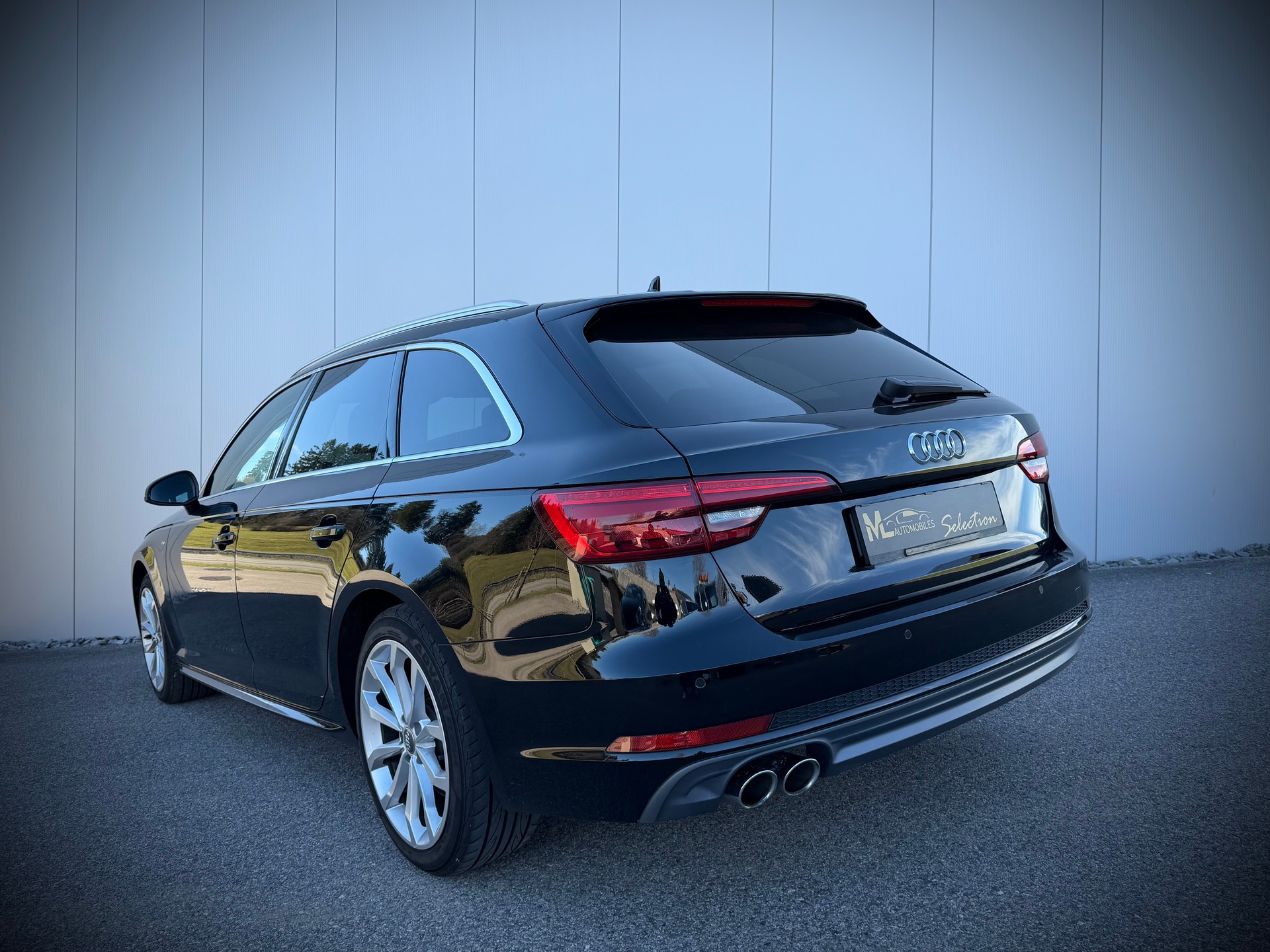 AUDI A4 Avant 2.0 TDI Sport quattro S-tronic-showroom-element-2