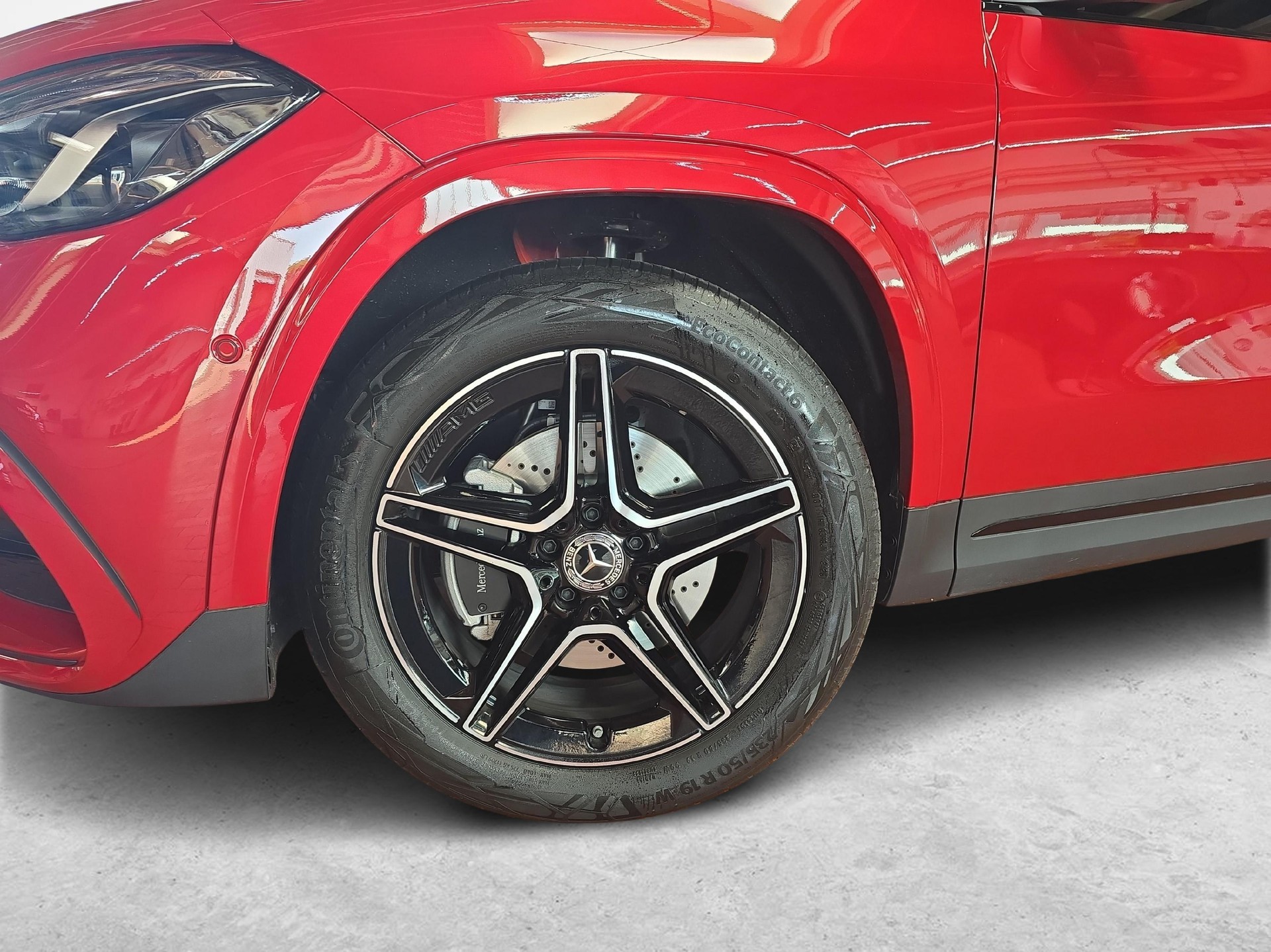MERCEDES-BENZ GLA 250 e EQ Star AMG Line-image-9