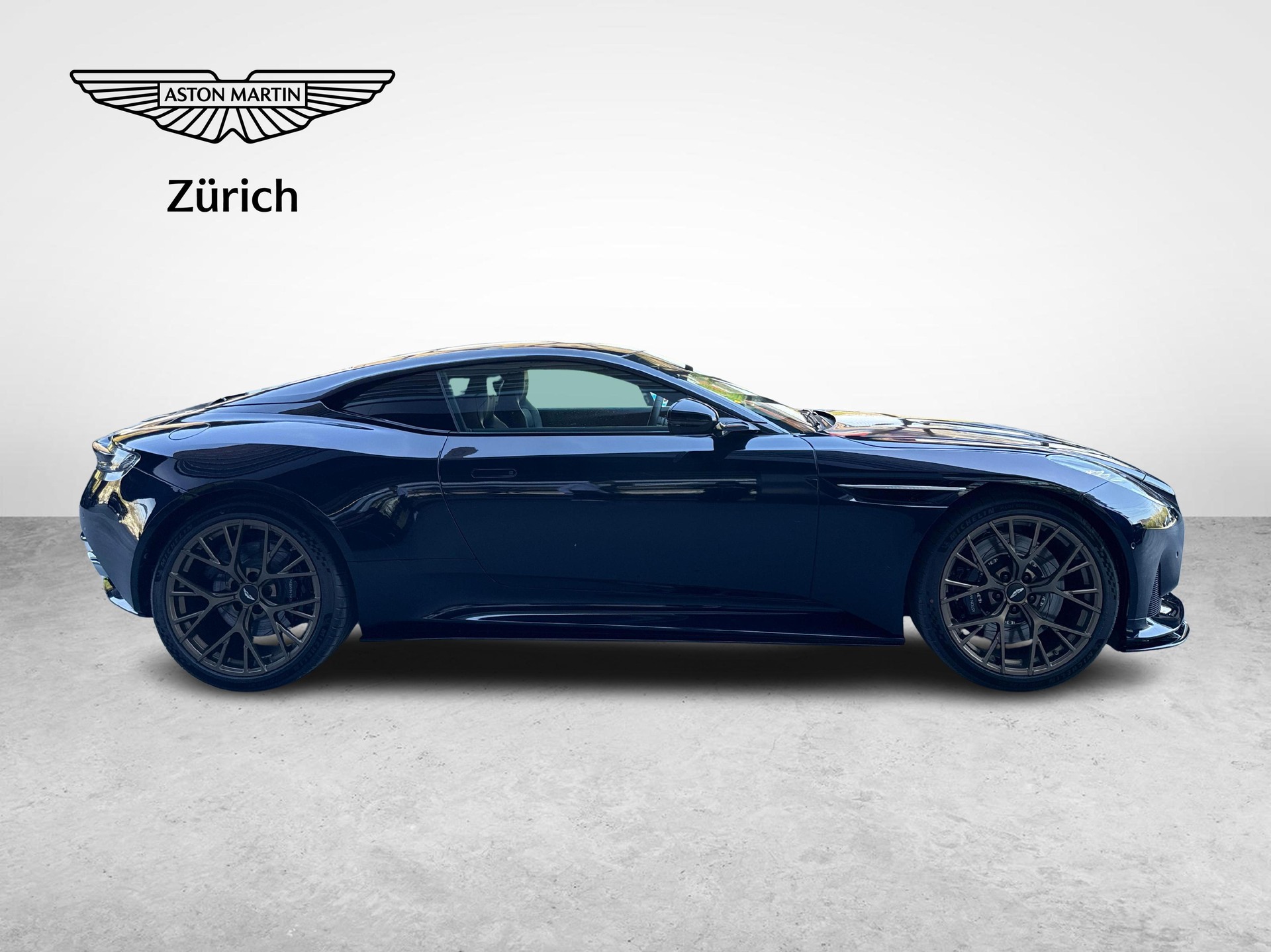 ASTON MARTIN DB12 Coupé 4.0 V8 Bi-Turbo-image-5