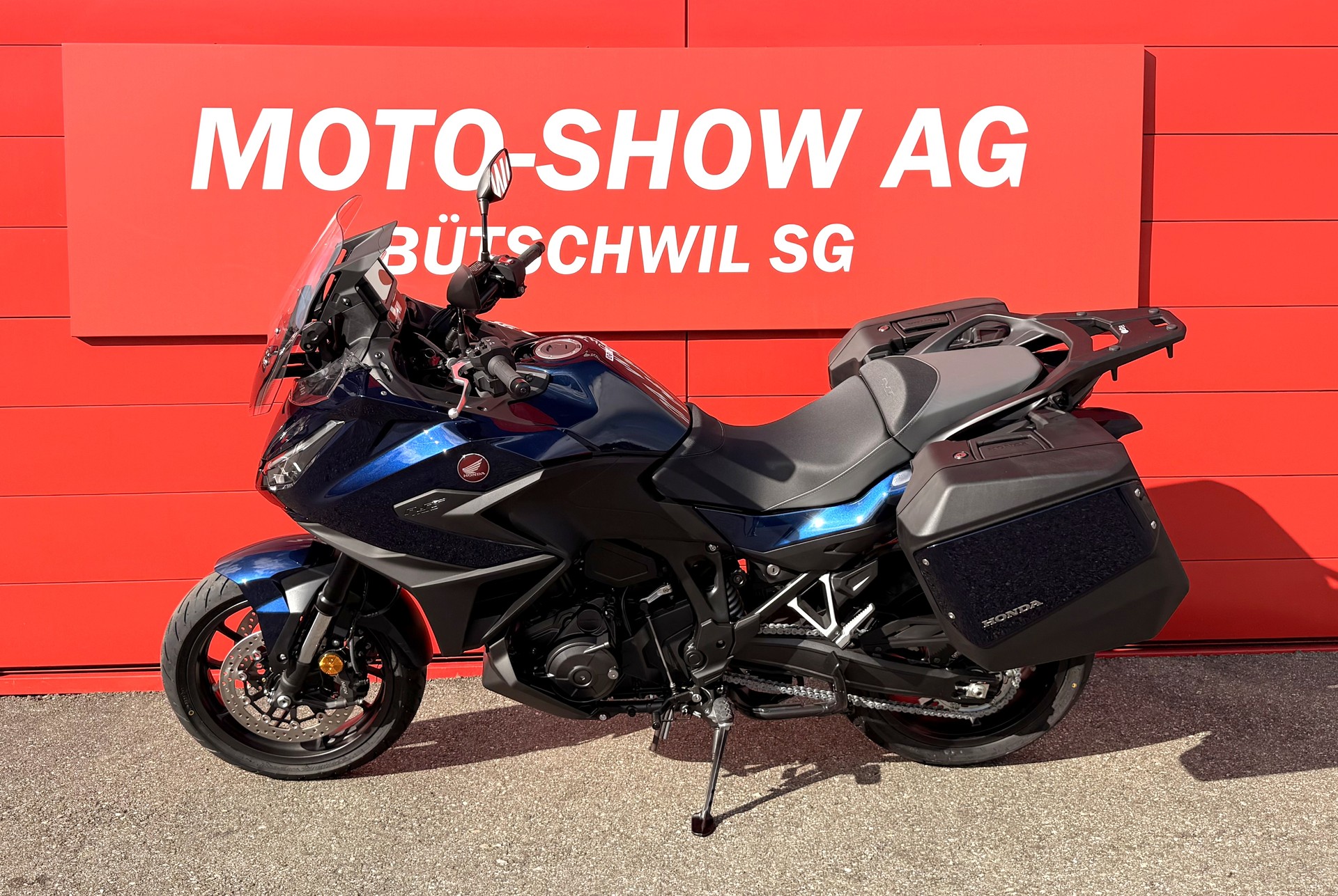 HONDA NT 1100-showroom-element-3