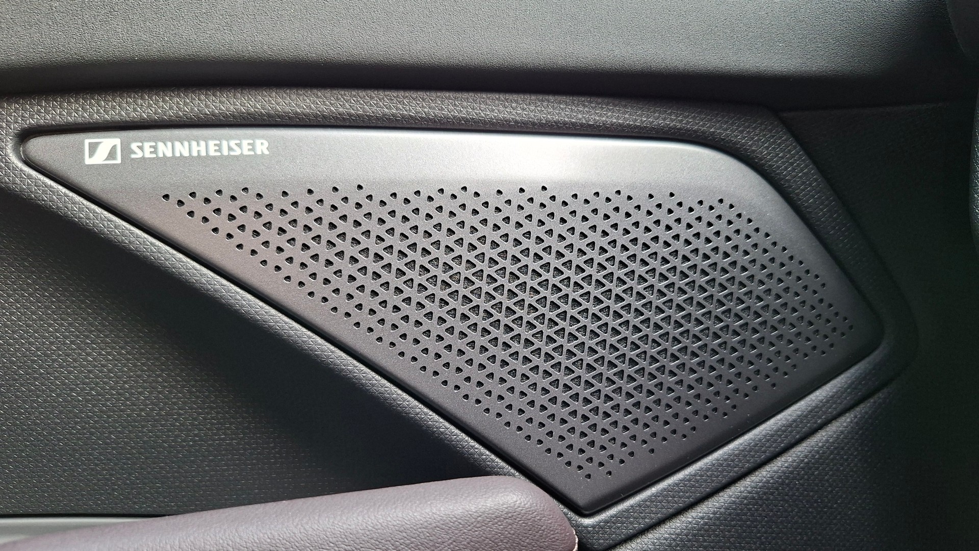 CUPRA Terramar 1.5 PHEV eHybrid DSG VZ-image-6