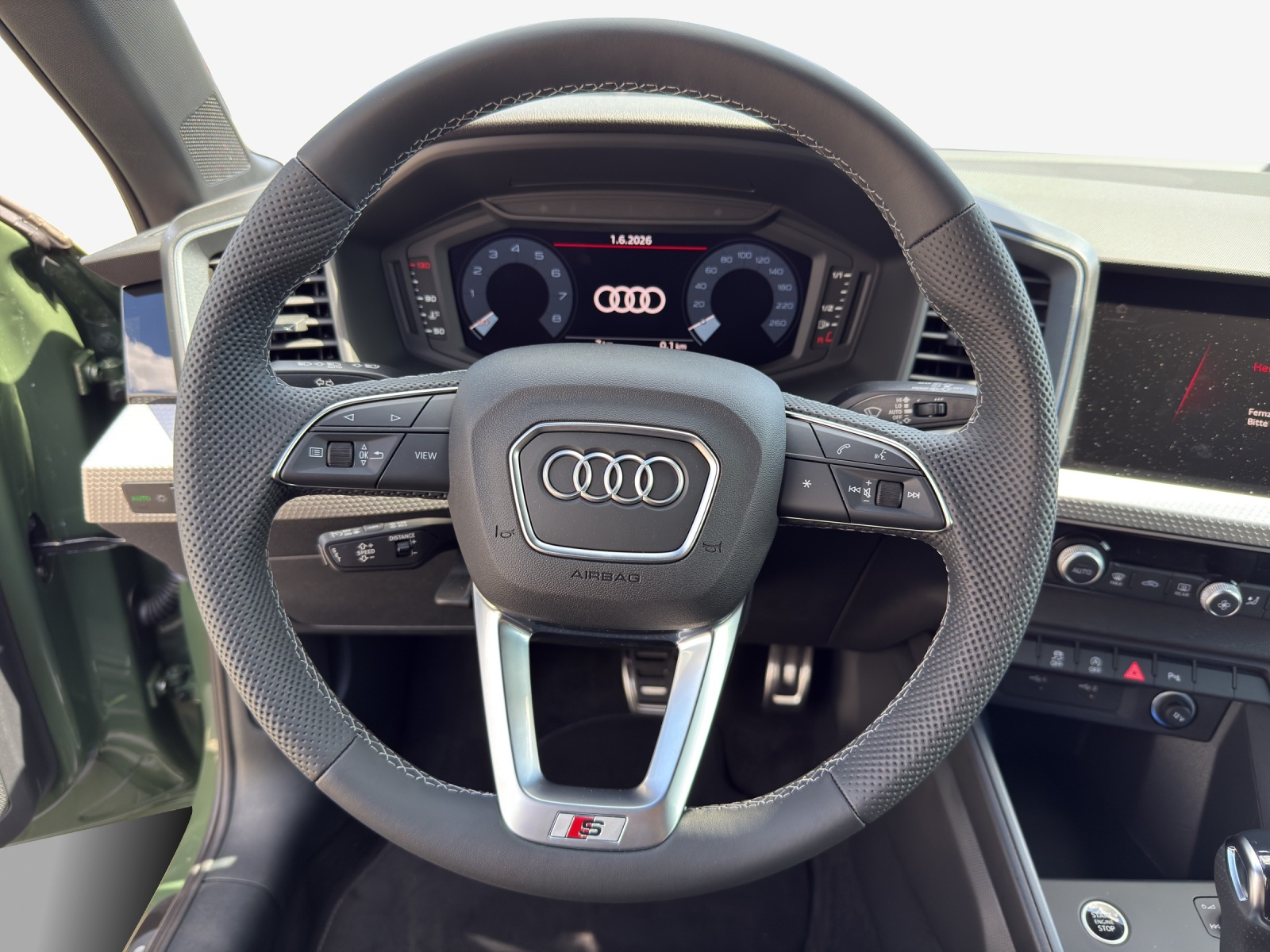 AUDI A1 Sportback 30 TFSI S Line Attraction S-tronic-image-9