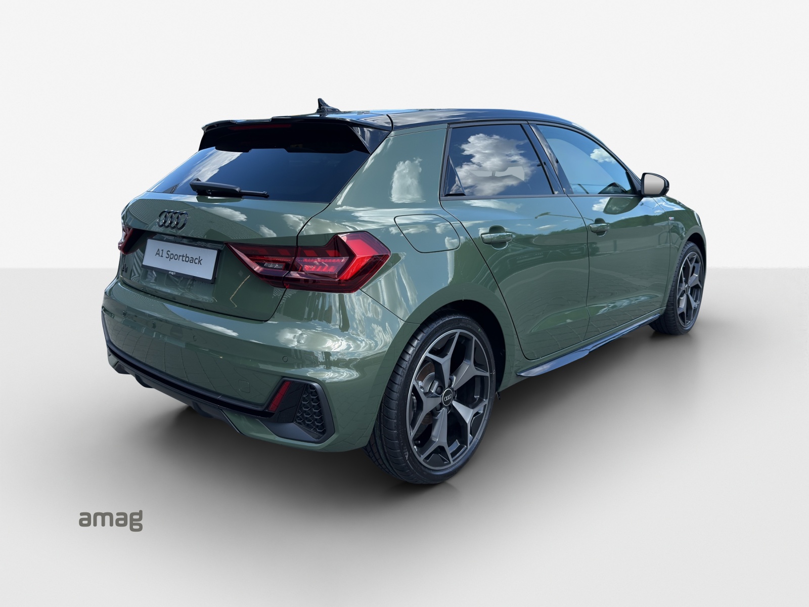 AUDI A1 Sportback 30 TFSI S Line Attraction S-tronic-image-4