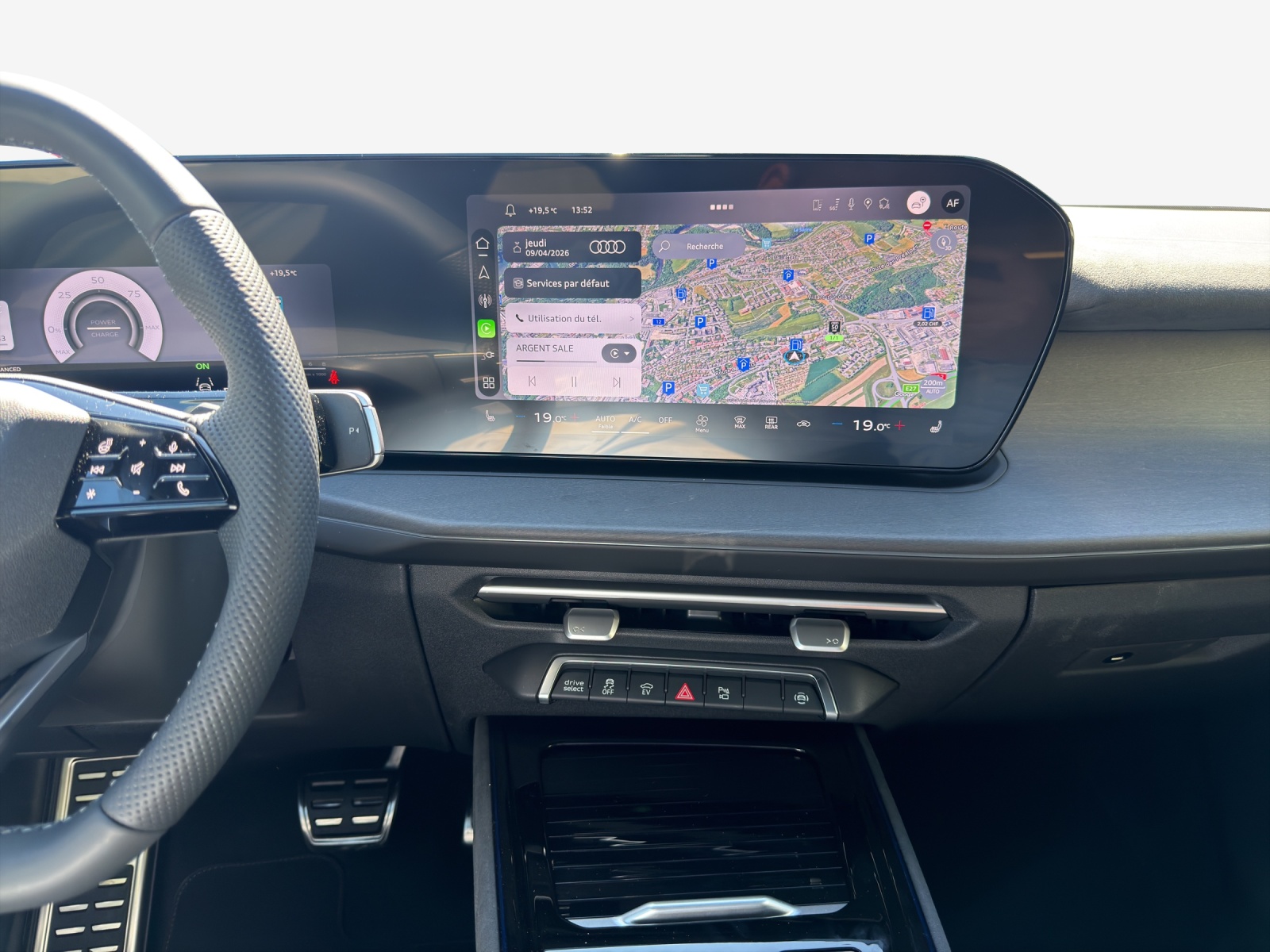 AUDI Q3 Sportback e-hybrid 200 kW S tronig-image-10