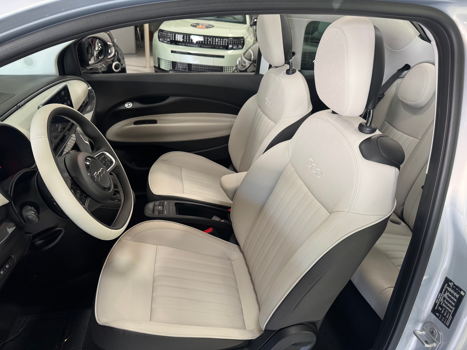 FIAT 500C 1.0 FireFly MHD La Prima-image-9