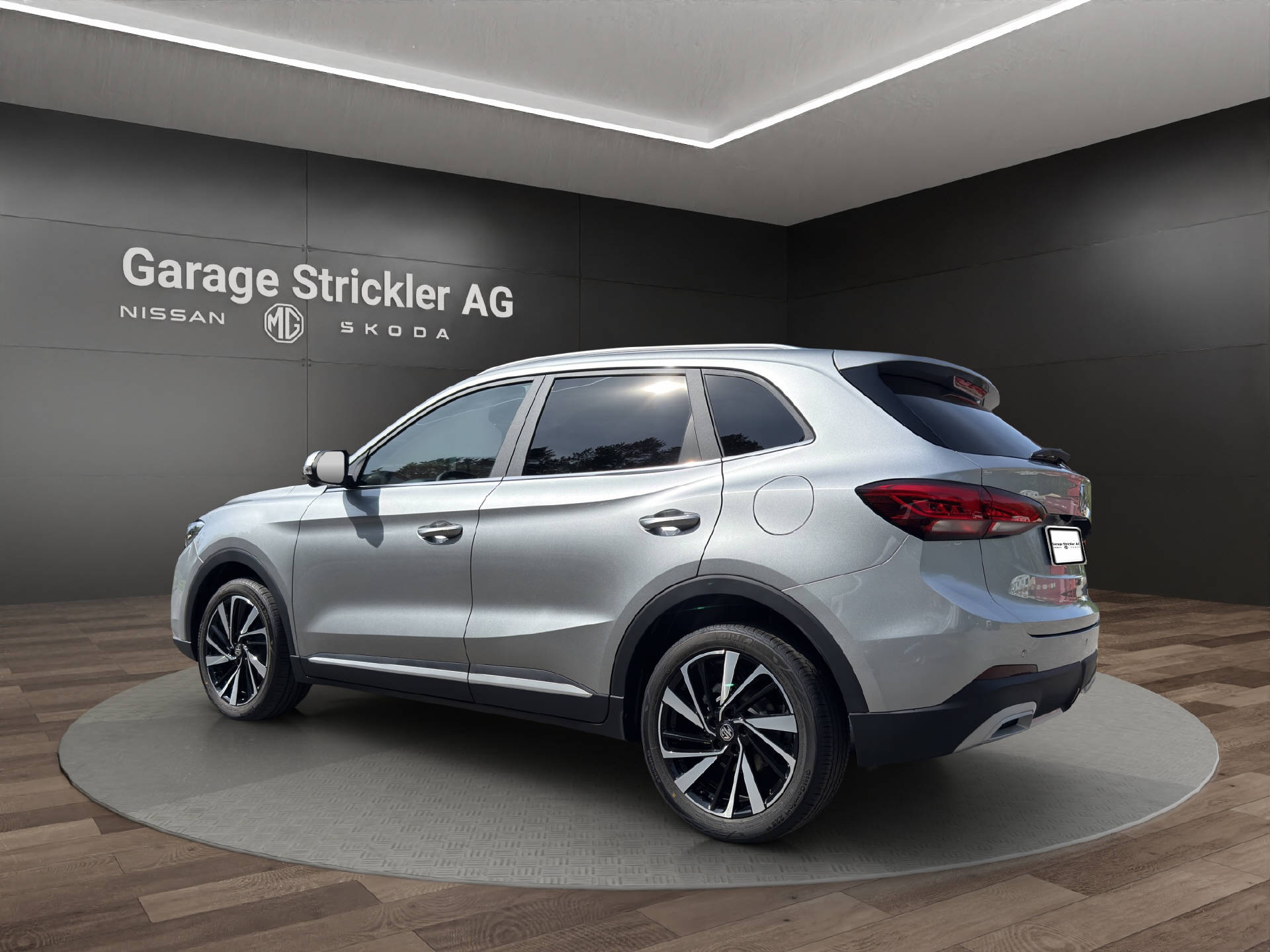 MG ZS 1.5 Hybrid+ Luxury-showroom-element-2