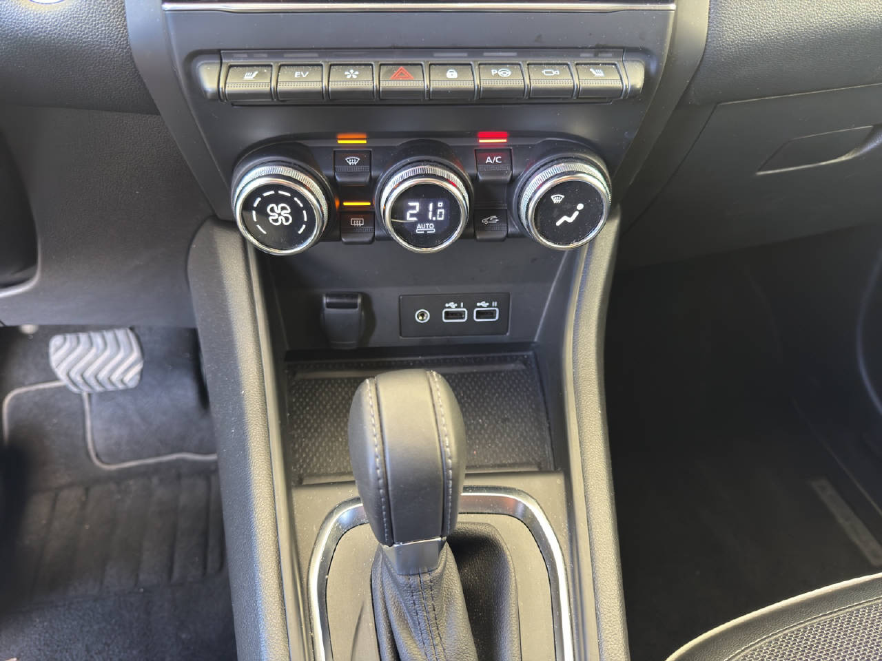 RENAULT Captur 1.6 E-Tech techno-image-15