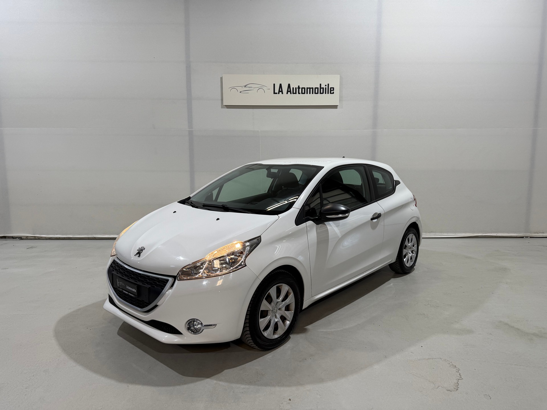 PEUGEOT 208 1.0 VTi Access-image-0