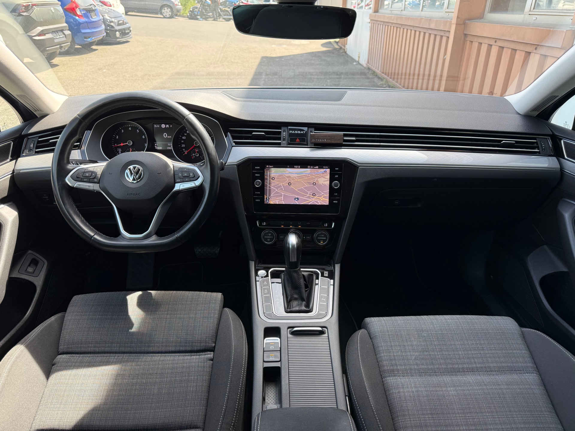 VW Passat Variant 1.5 TSI EVO Business DSG-image-4