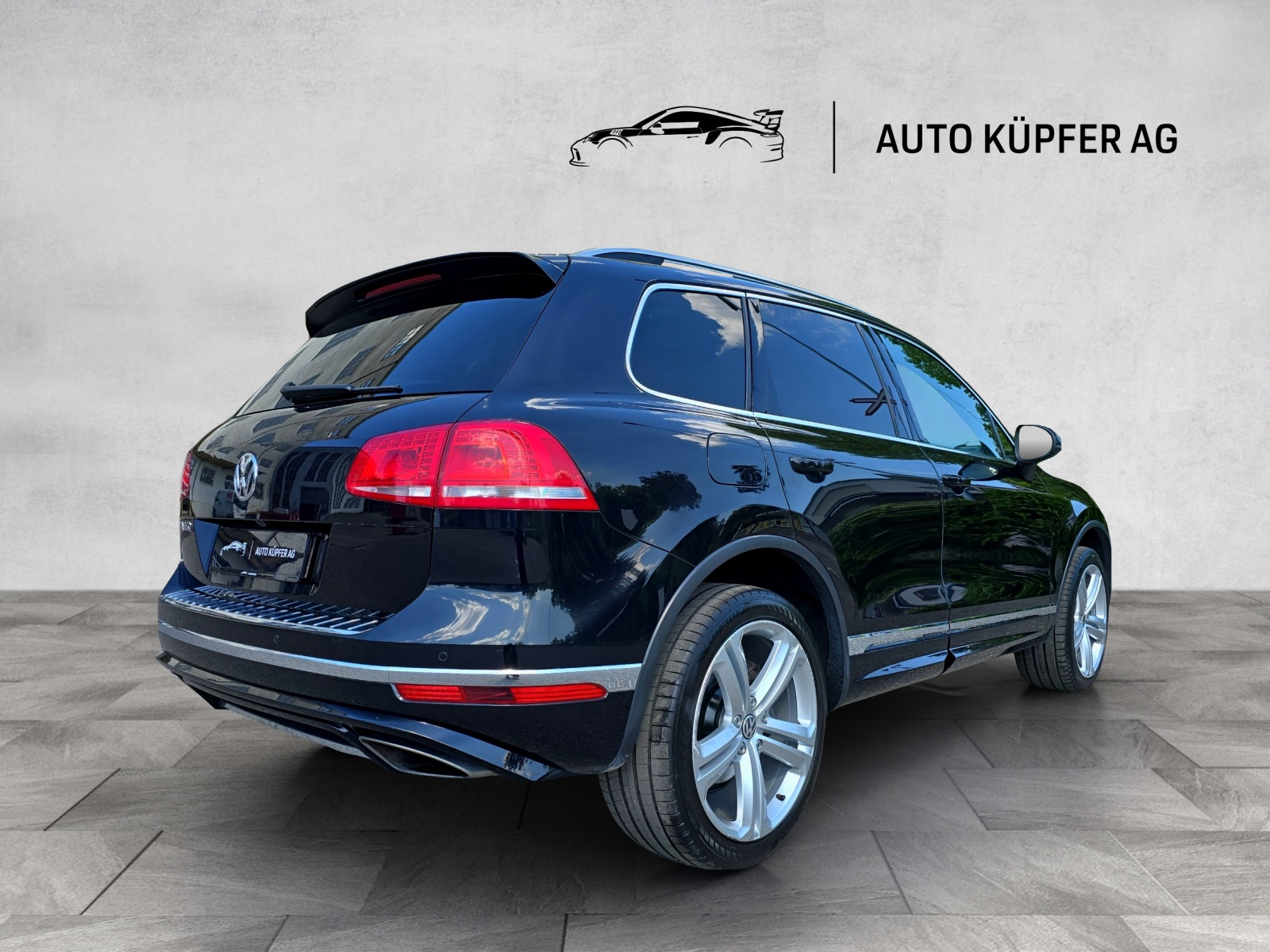 VW Touareg 3.0 TDI BMT Terrain Tech R-Line EXCLUSIVE Peak (Mit Sperren!)-showroom-element-2