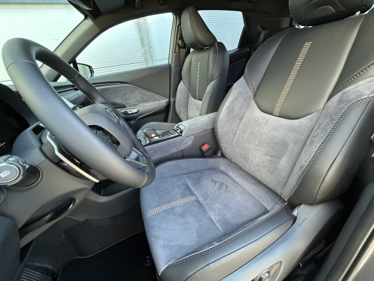 LEXUS LBX AWD Cool CVT Cool-image-6