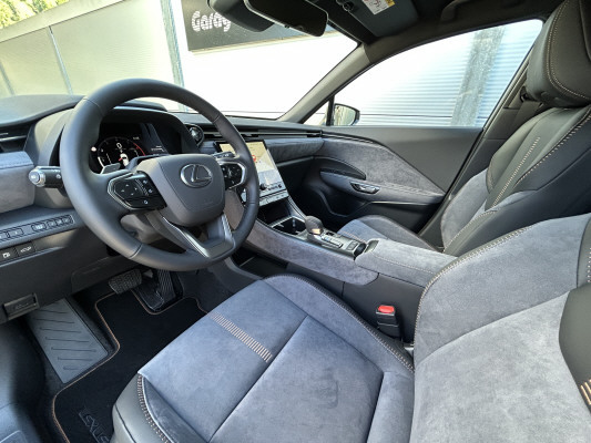 LEXUS LBX AWD Cool CVT Cool-image-7