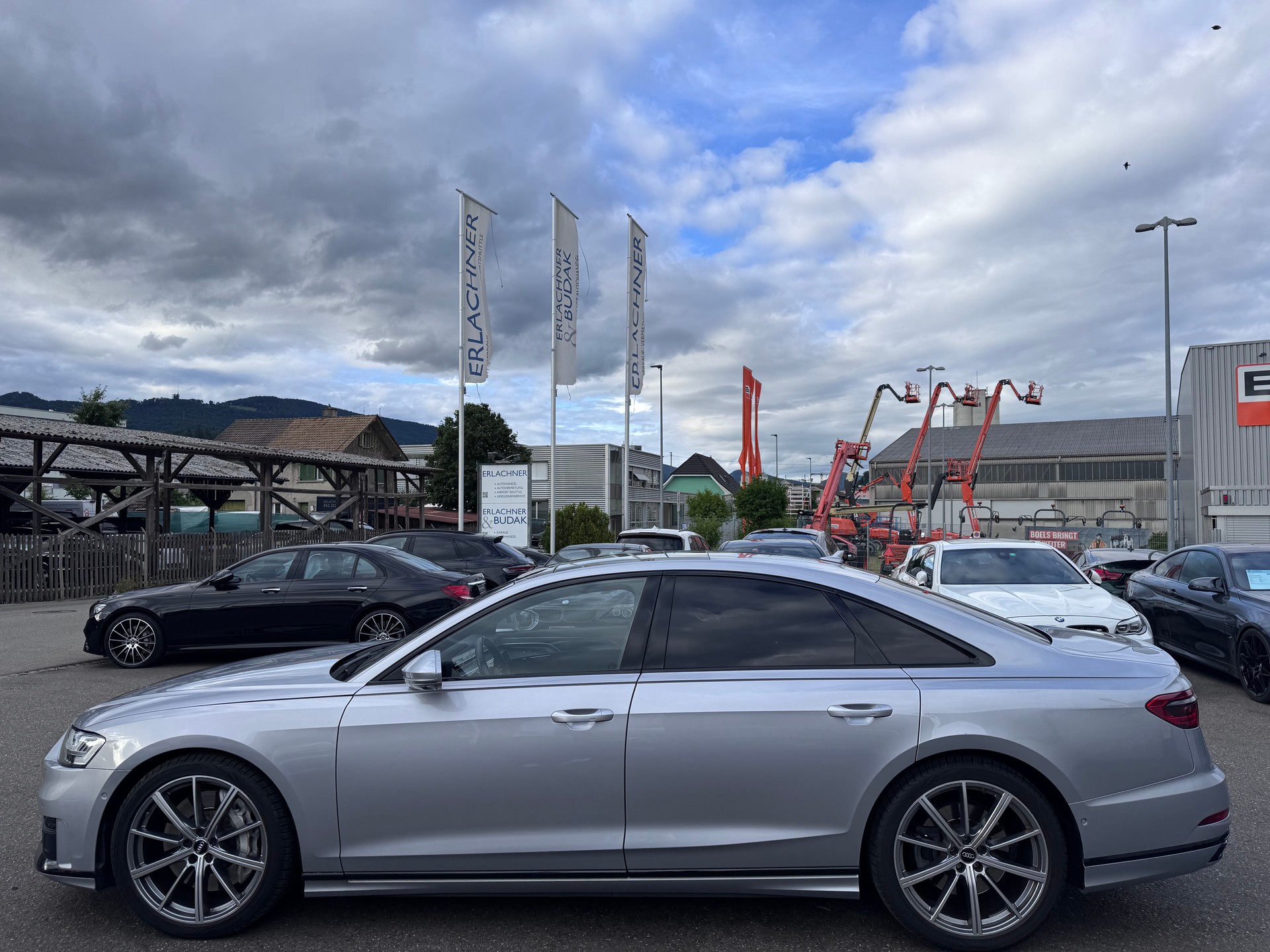 AUDI A8 60 TDI quattro tiptronic-image-2