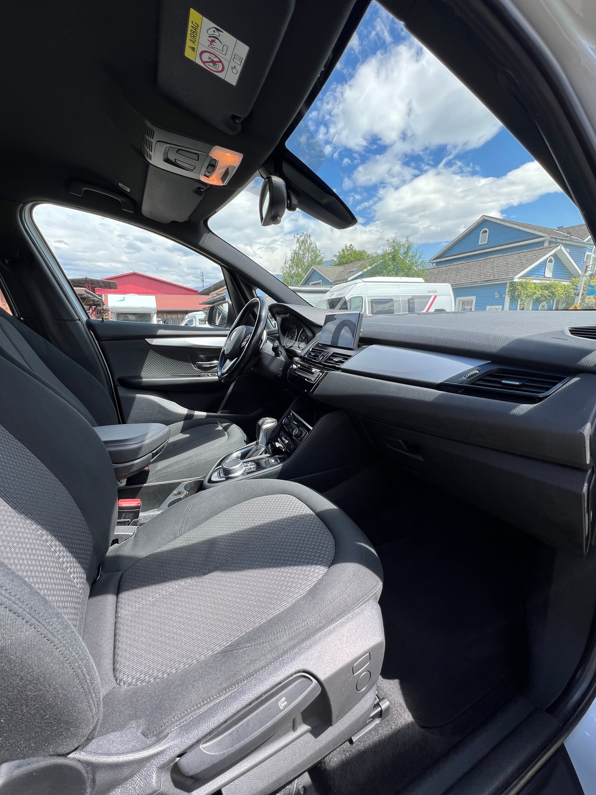 BMW 218d Gran Tourer Steptronic 7-Plätzer (CHF 149.15/Monat)-image-12
