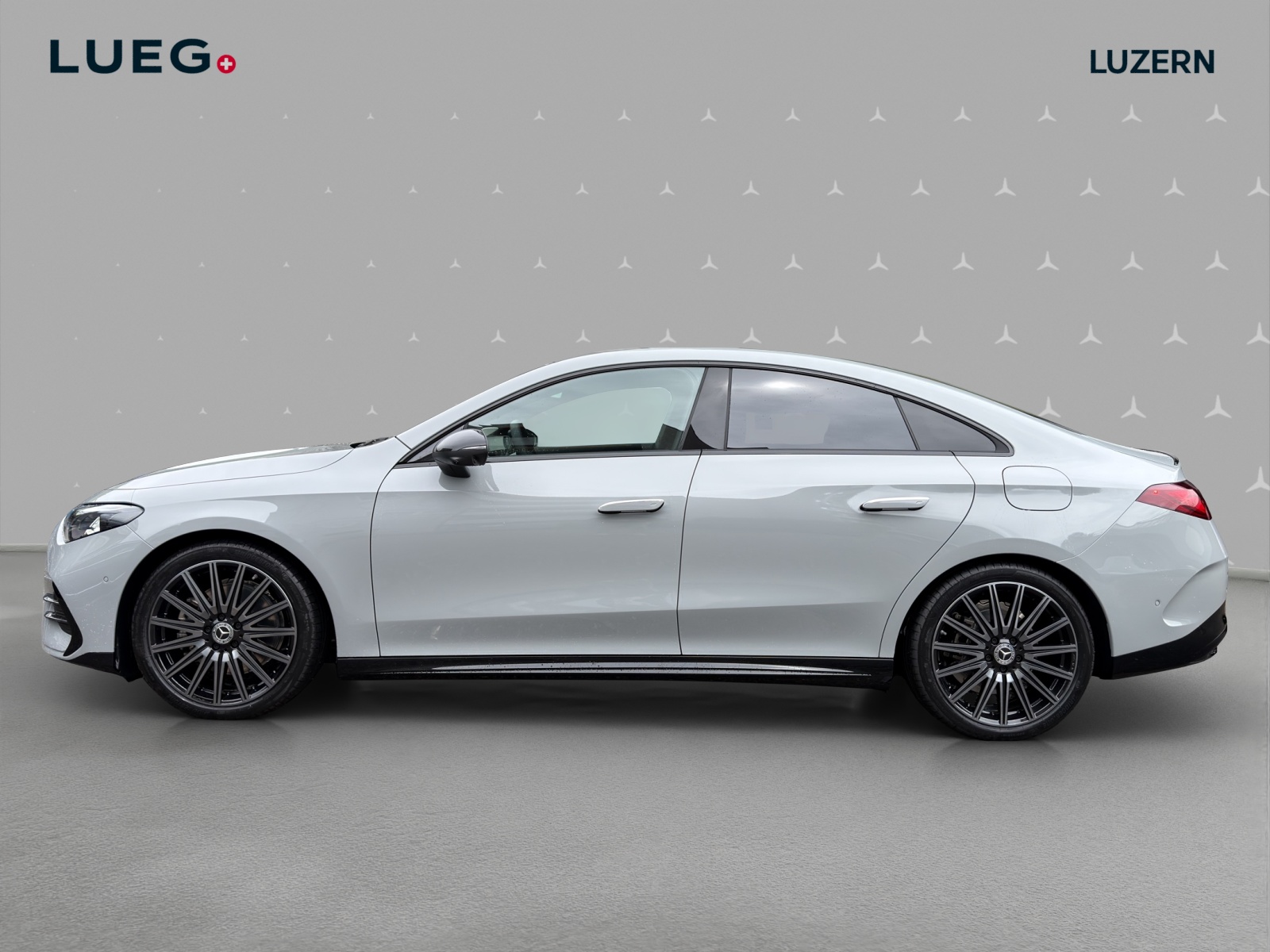 MERCEDES-BENZ CLA 220 8G-DCT 4Matic-image-1