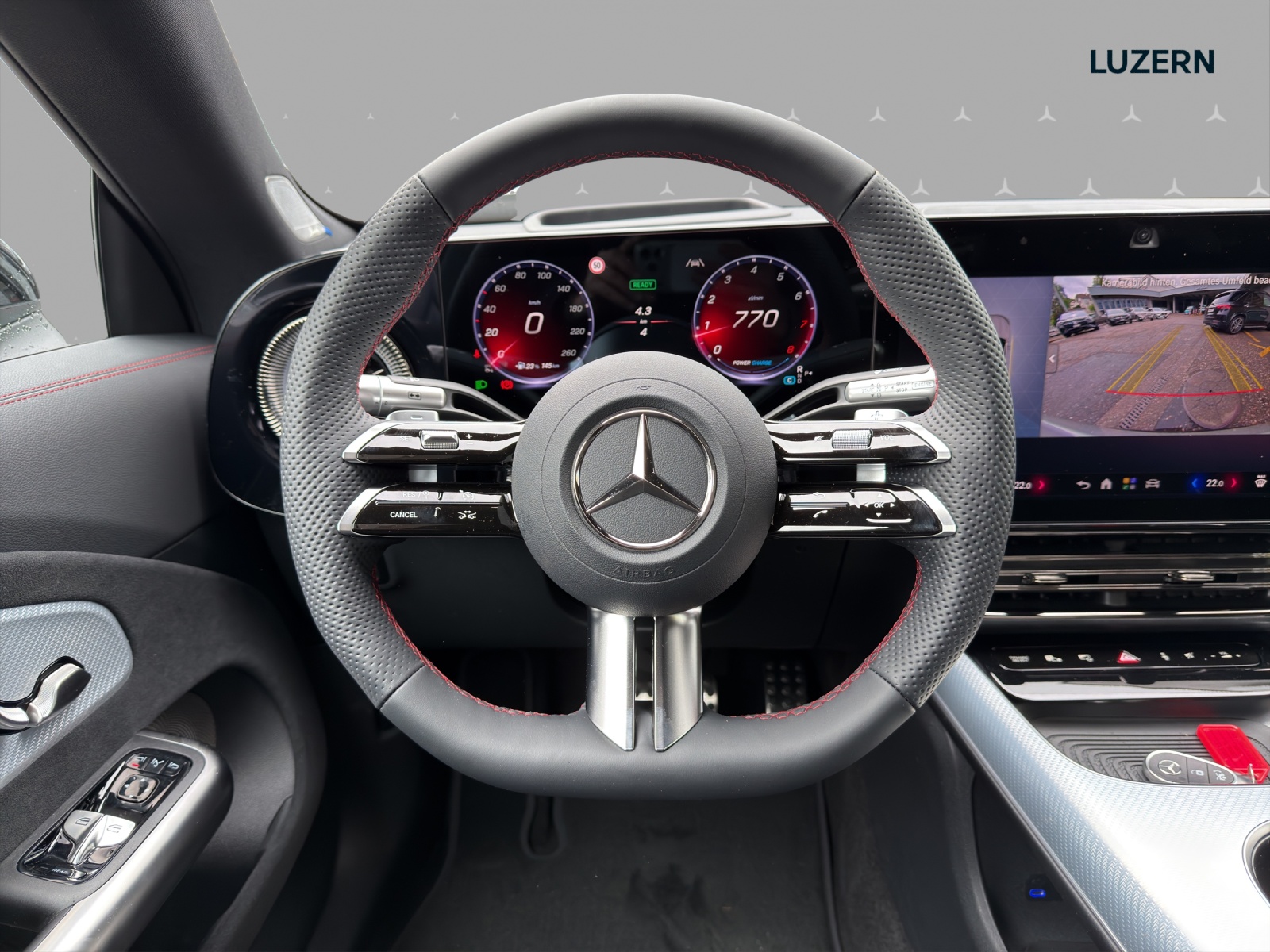 MERCEDES-BENZ CLA 220 8G-DCT 4Matic-image-9