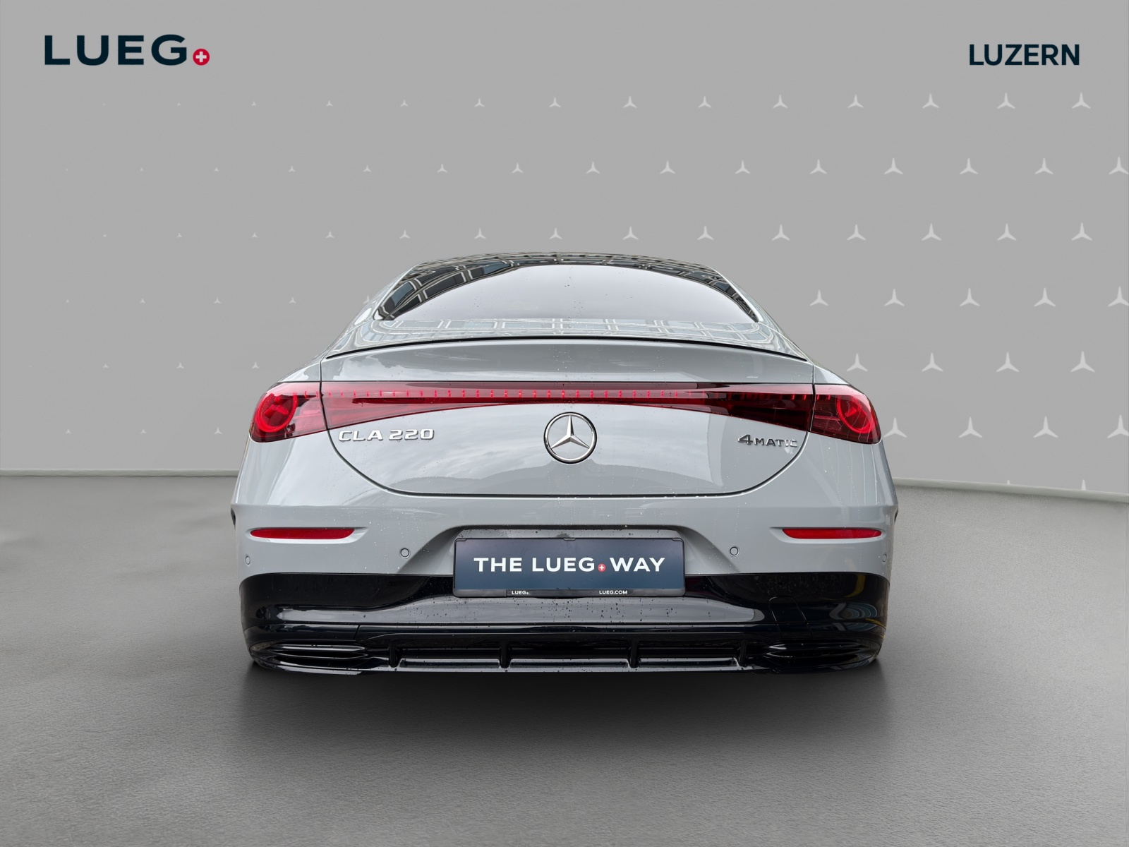MERCEDES-BENZ CLA 220 8G-DCT 4Matic-image-3