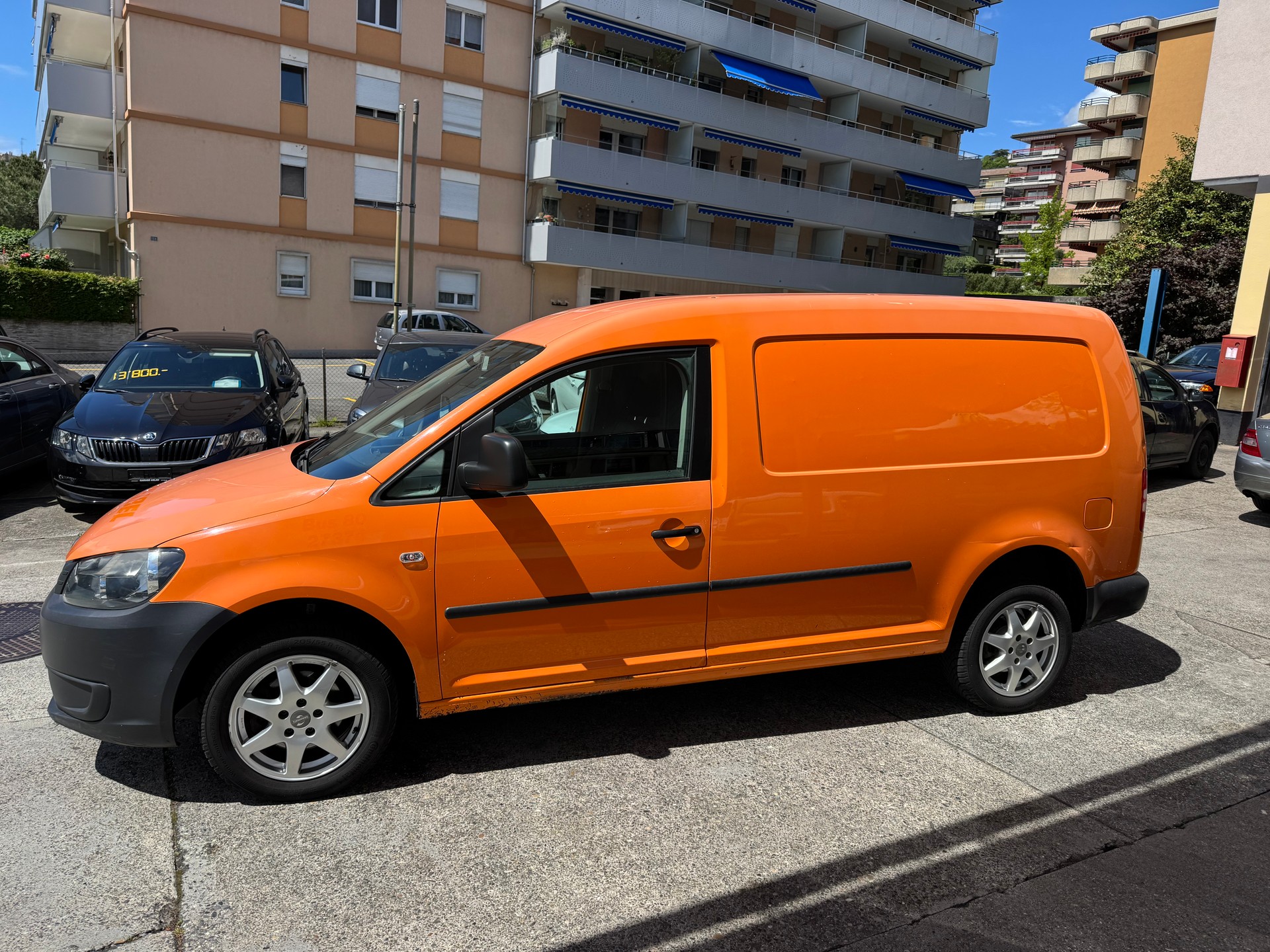 VW Caddy Maxi 1.6 TDI-image-0