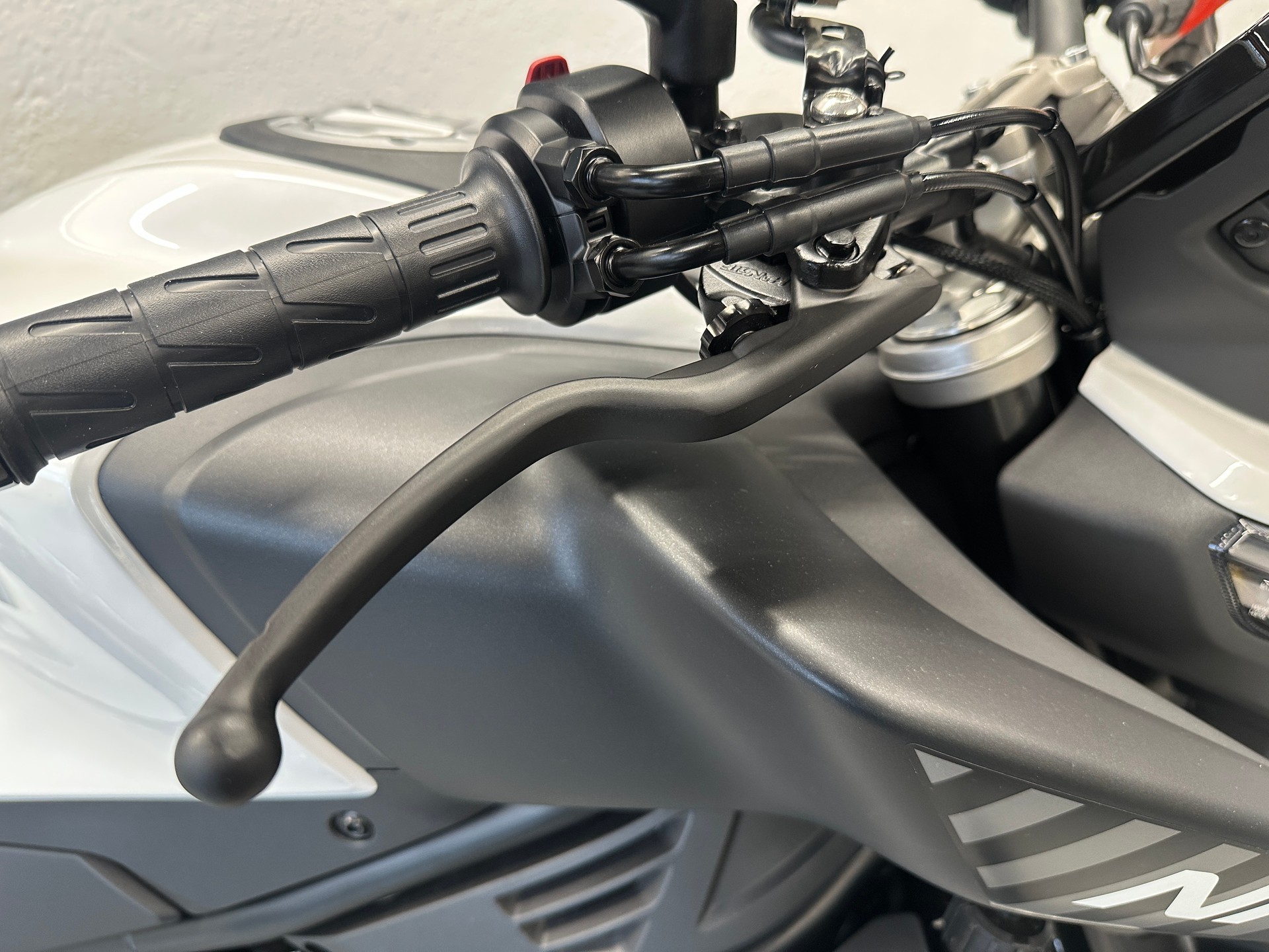 CF MOTO 450 NK | Vorführfahrzeug | Naked Bike | A2 | Garantie-image-10