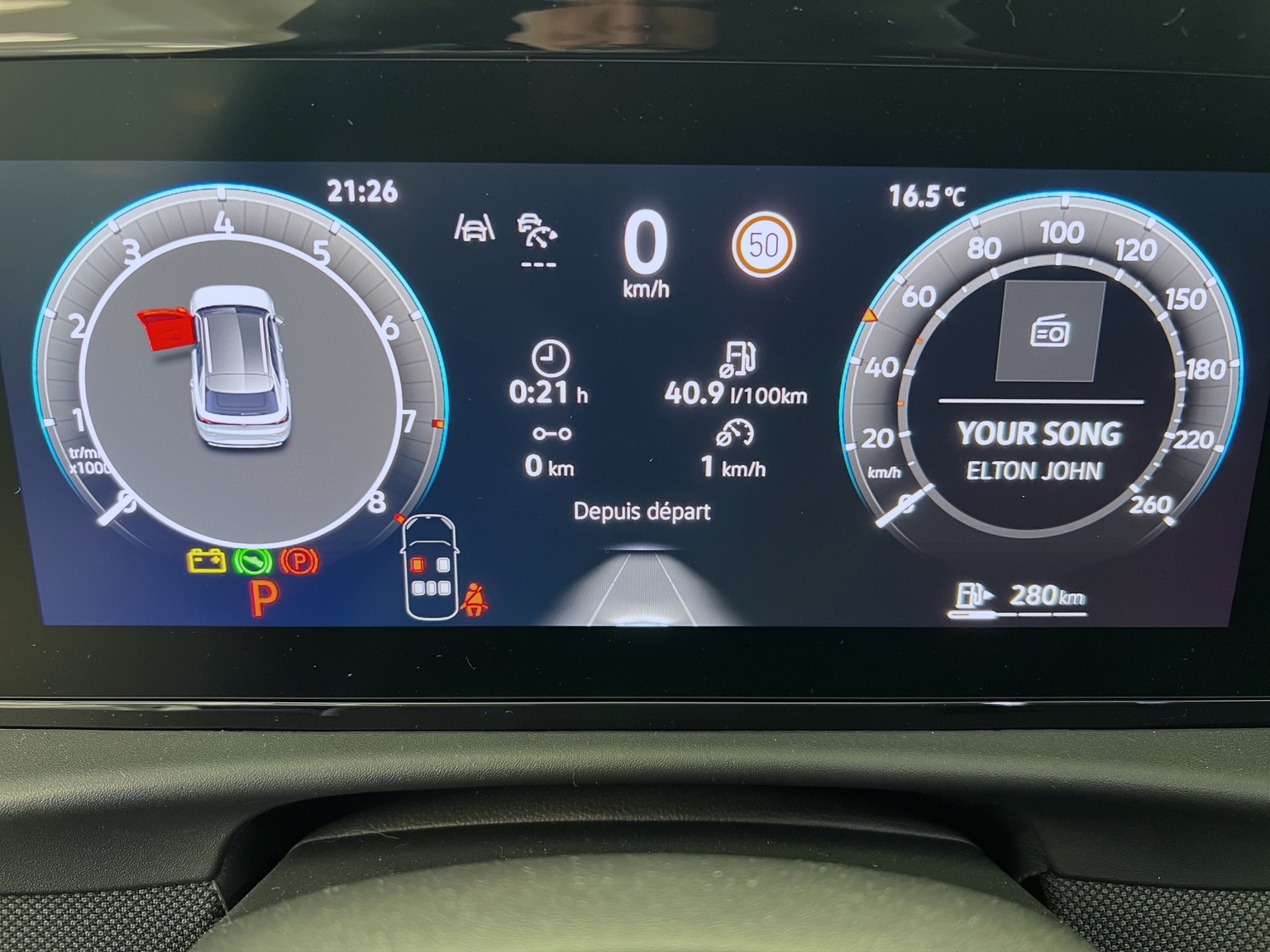 VW T-Roc 1.5 eTSI mHEV Life DSG-image-7