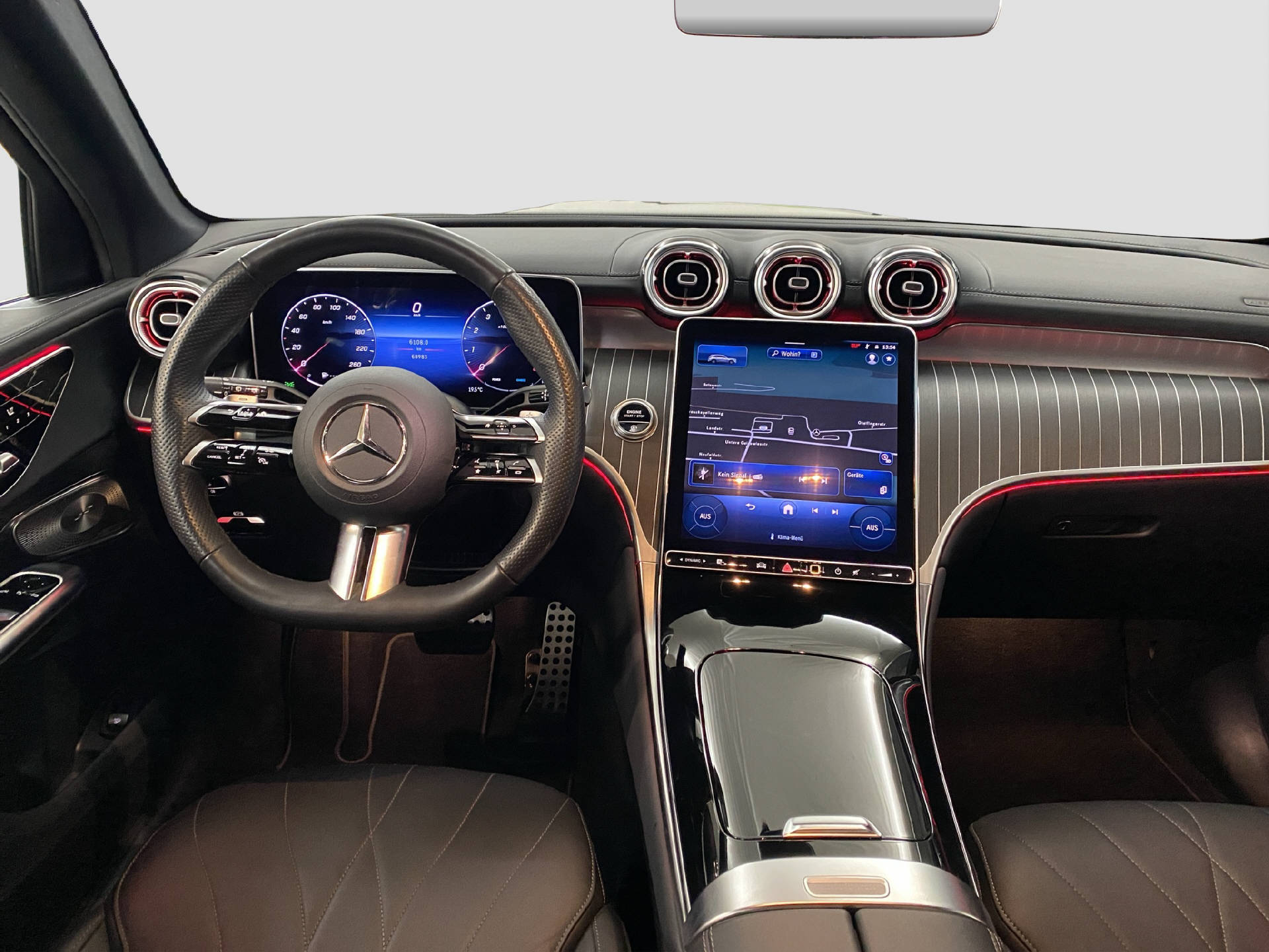MERCEDES-BENZ GLC 300 AMG Line 4MATIC-image-7