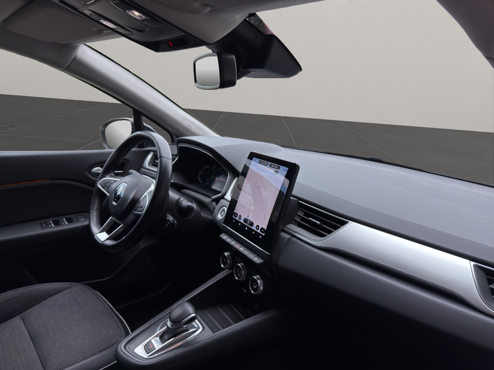 RENAULT Captur 1.6 E-Tech Intens-image-9