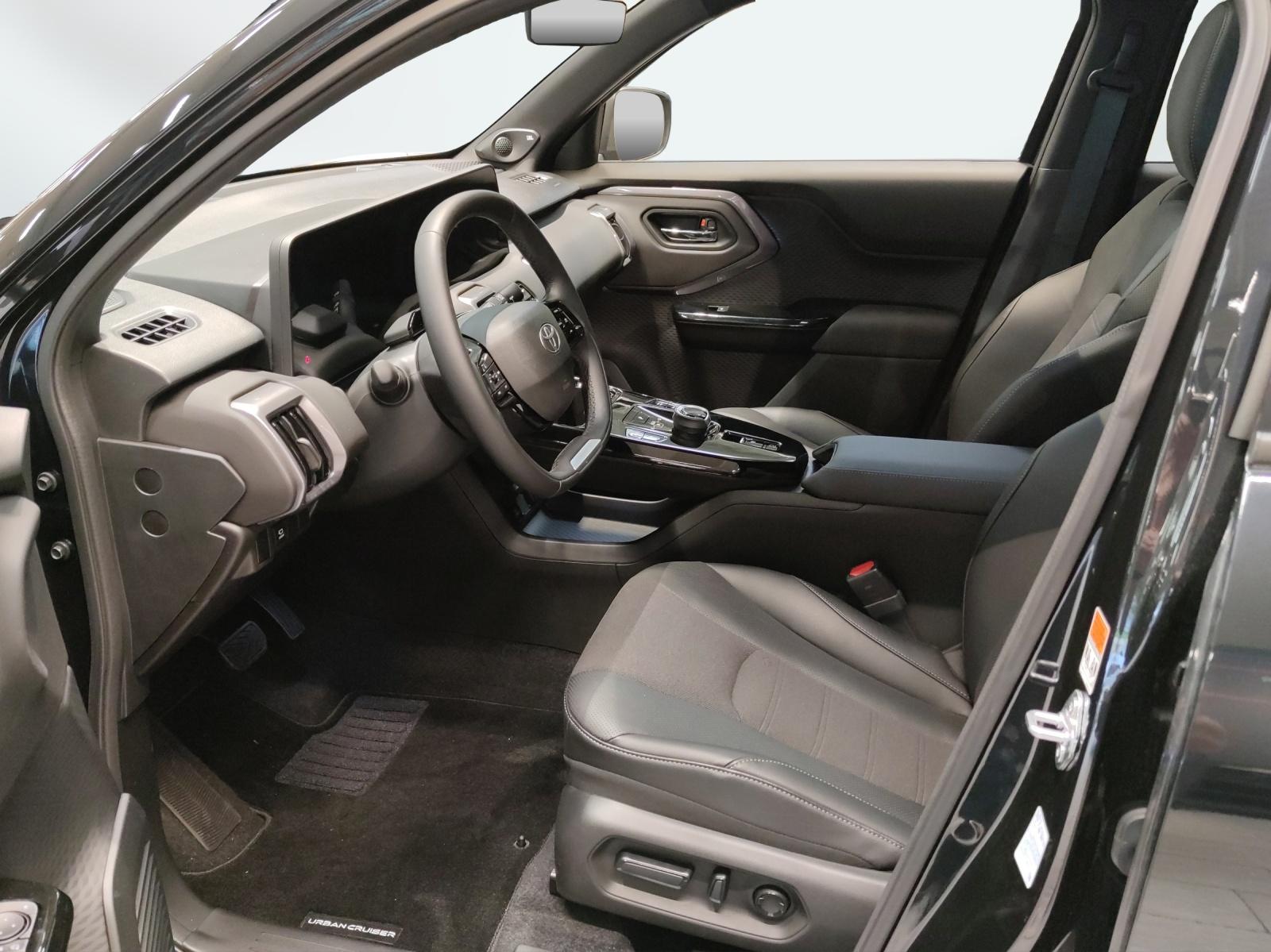 TOYOTA Urban Cruiser Premium AWD-image-7