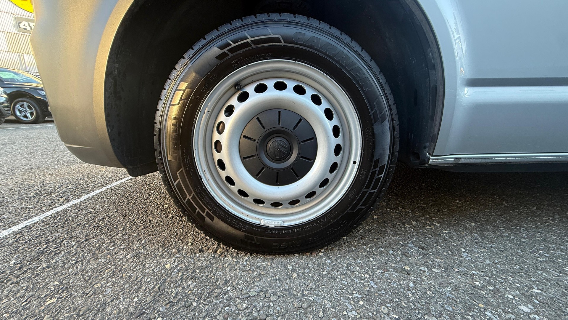 VW T6.1 2.0 TDI TDI EINBAU-SCHRÄNKE 3200 KG!!!-image-22
