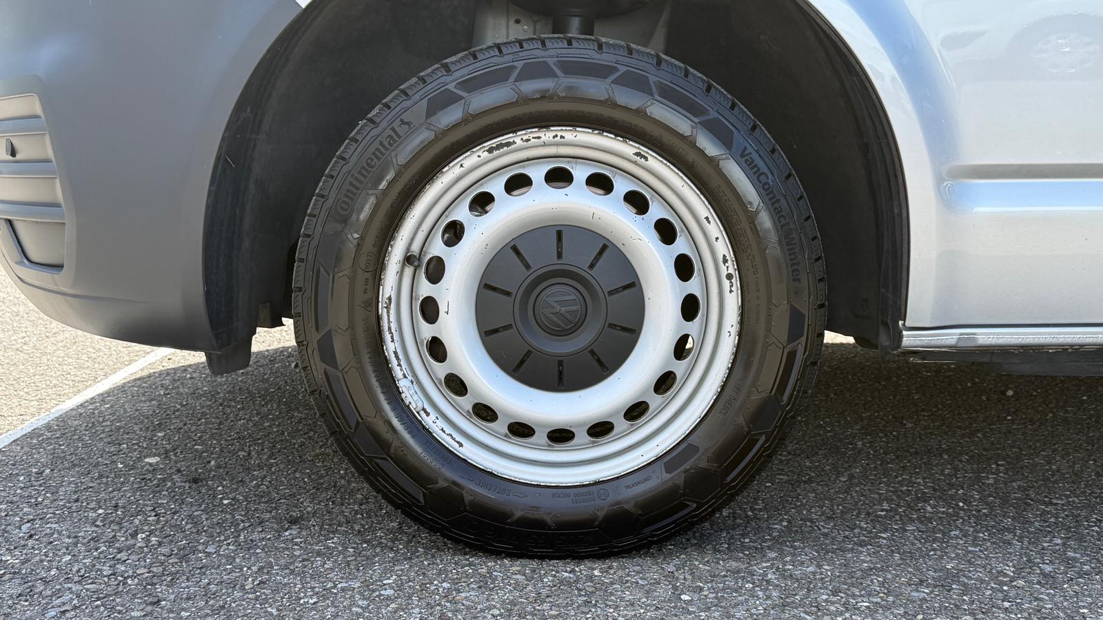 VW T6.1 2.0 TDI TDI EINBAU-SCHRÄNKE 3200 KG!!!-image-22