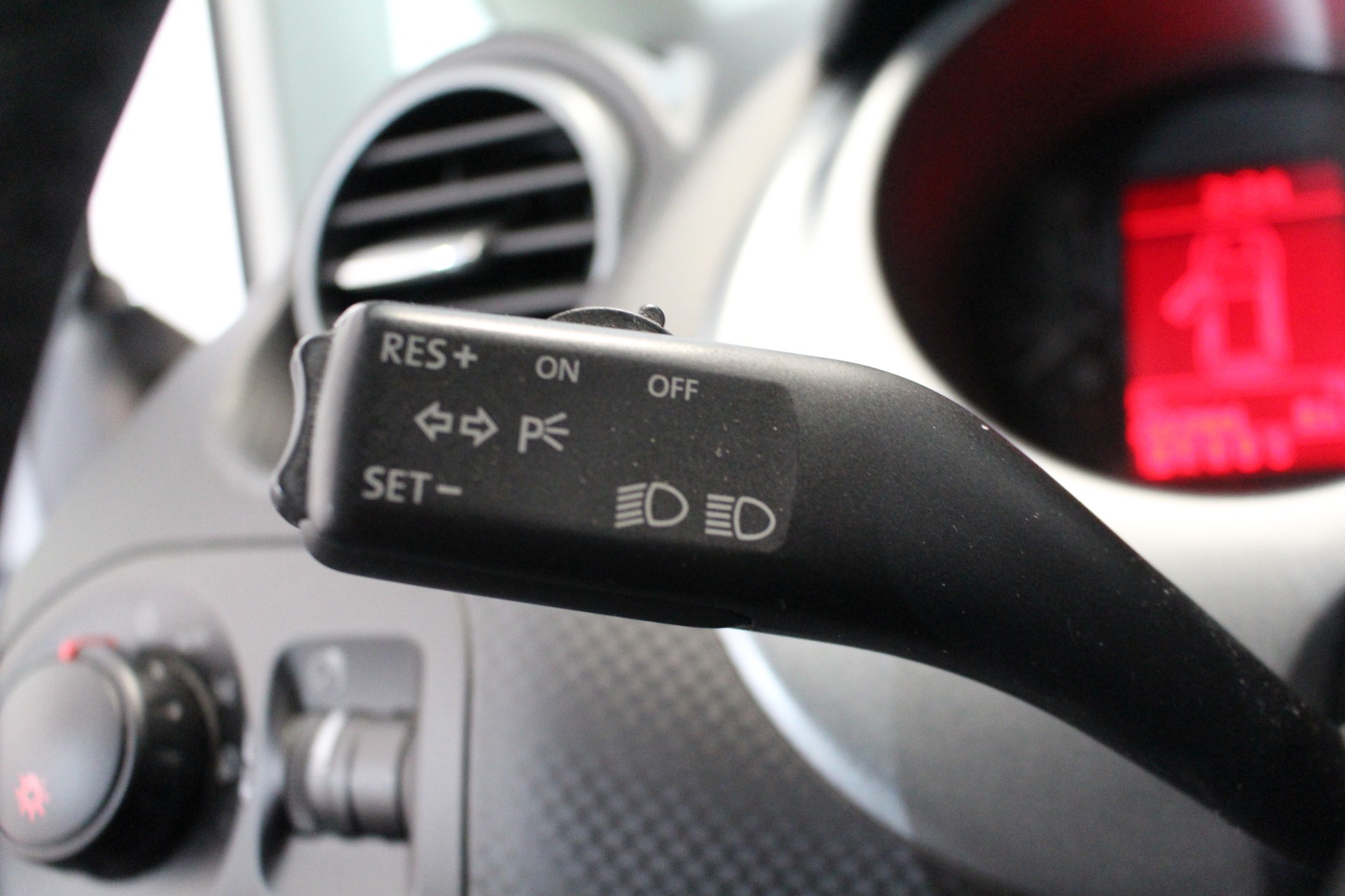 SEAT Altea 2.0 TDI DPF Stylance DSG-image-14