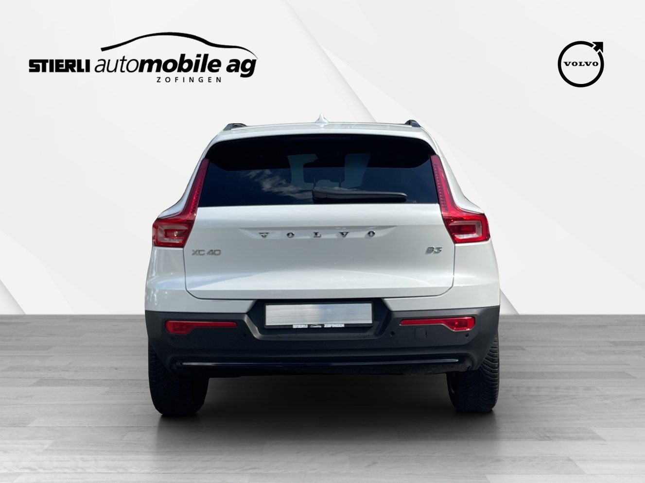 VOLVO XC40 2.0 B3 MH Plus Dark-image-5