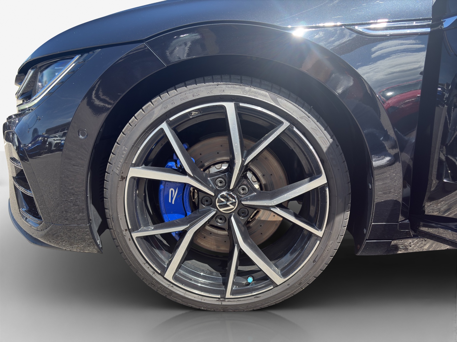 VW Arteon SB 2.0 TSI R 4Motion DSG-image-13